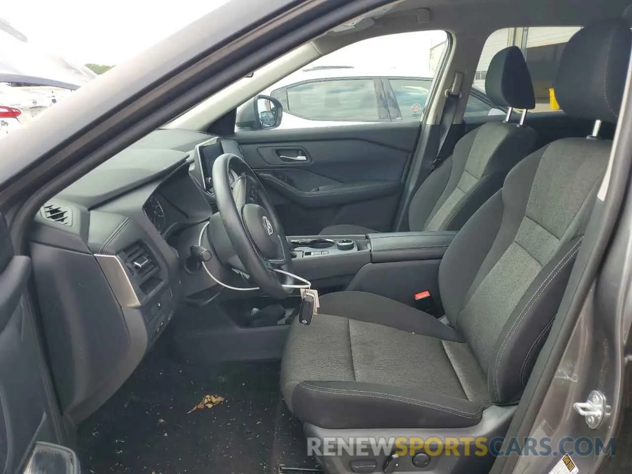 7 Photograph of a damaged car 5N1BT3BB4RC696420 NISSAN ROGUE 2024