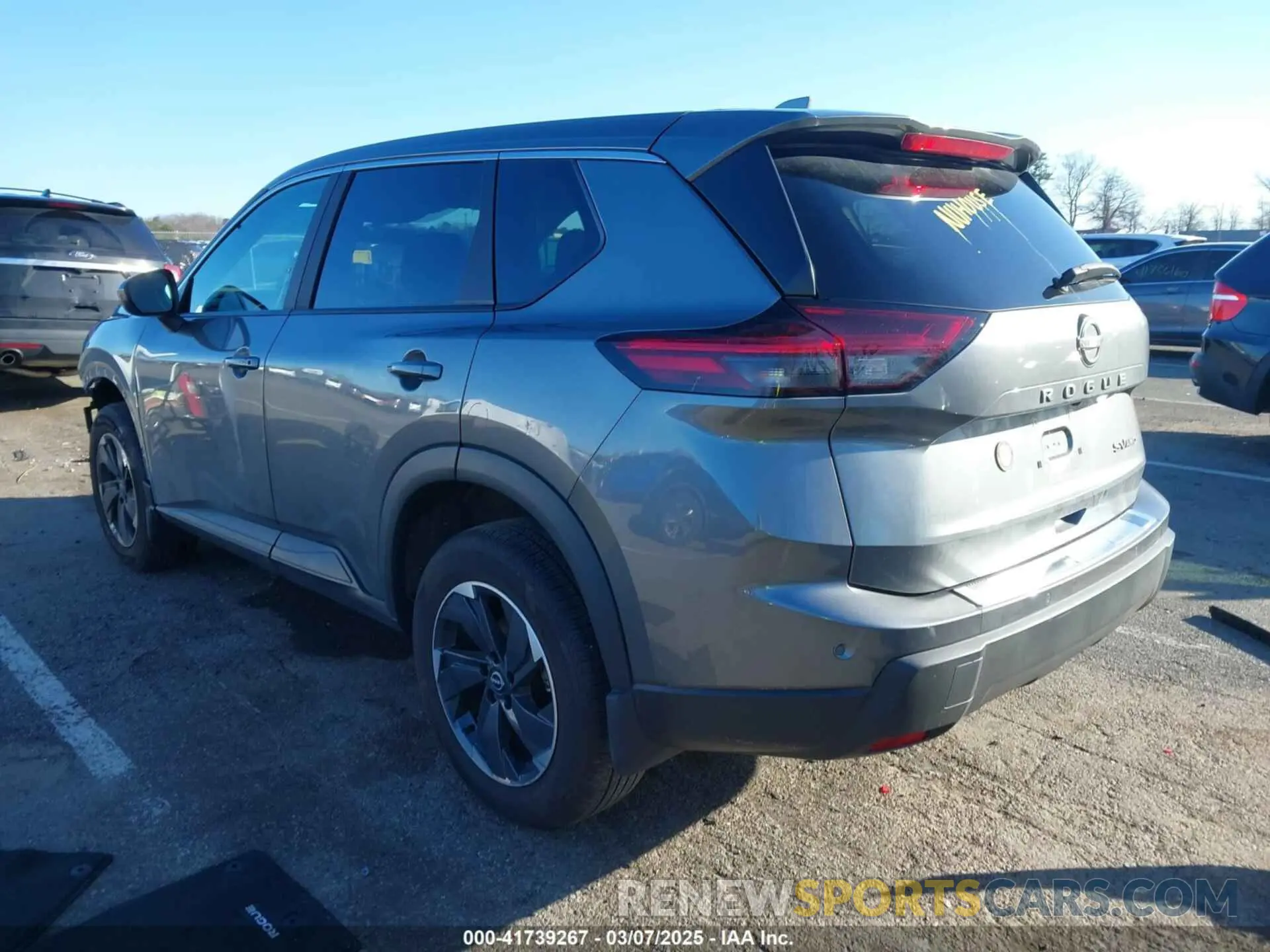 3 Photograph of a damaged car 5N1BT3BB4RC746782 NISSAN ROGUE 2024
