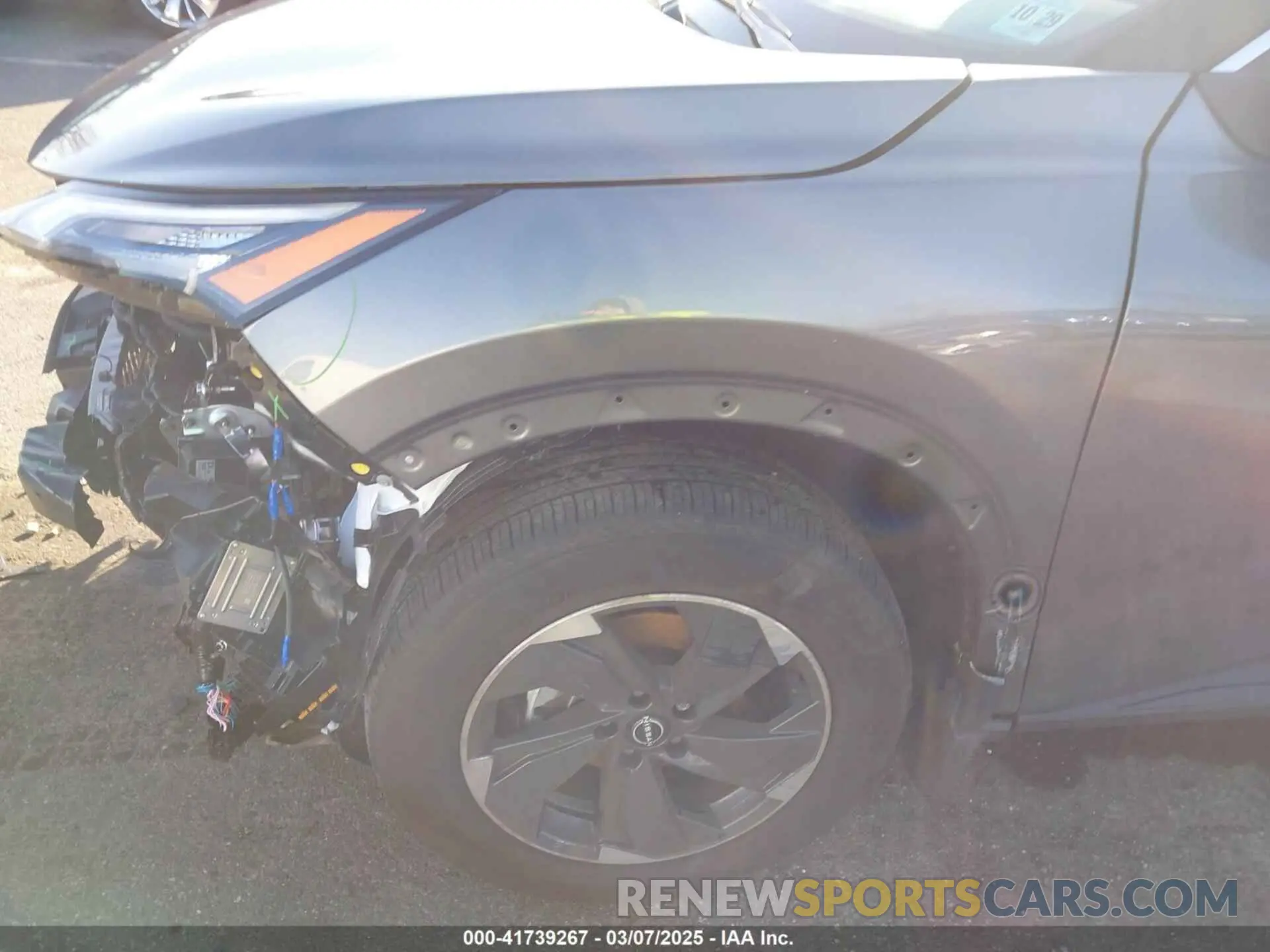 6 Photograph of a damaged car 5N1BT3BB4RC746782 NISSAN ROGUE 2024