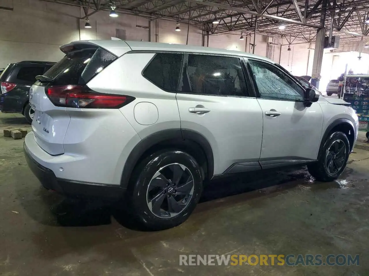 3 Photograph of a damaged car 5N1BT3BB5RC683353 NISSAN ROGUE 2024