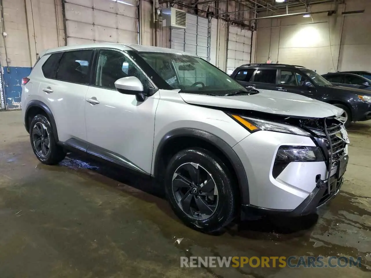 4 Photograph of a damaged car 5N1BT3BB5RC683353 NISSAN ROGUE 2024
