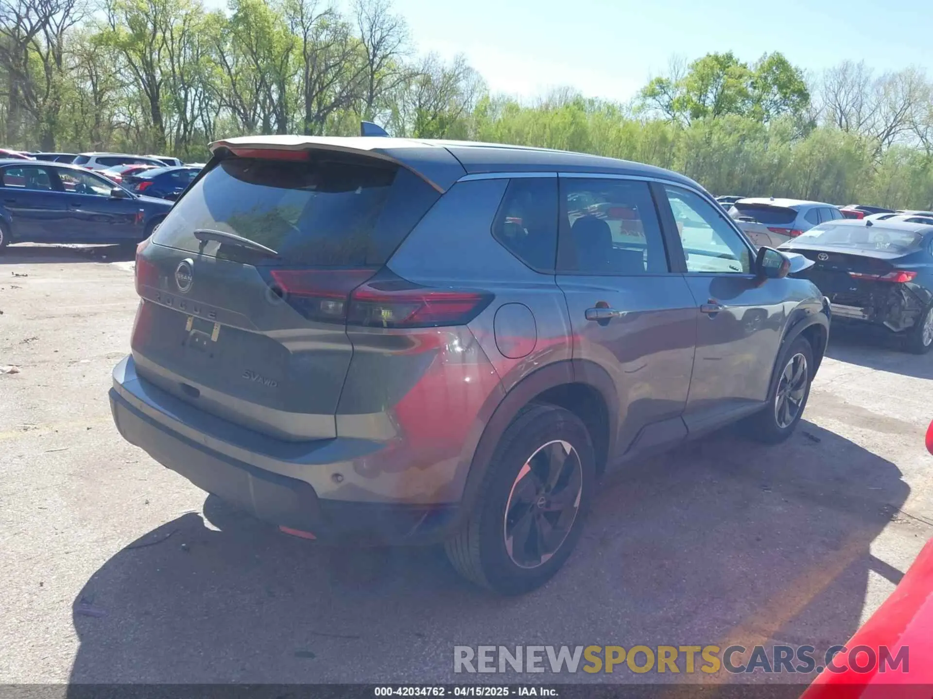 4 Photograph of a damaged car 5N1BT3BB6RC697567 NISSAN ROGUE 2024
