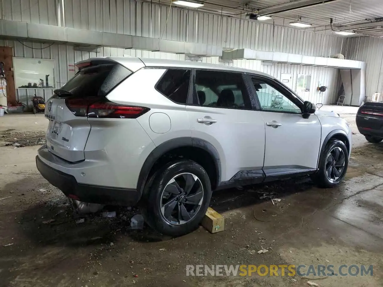 3 Photograph of a damaged car 5N1BT3BB6RC698864 NISSAN ROGUE 2024