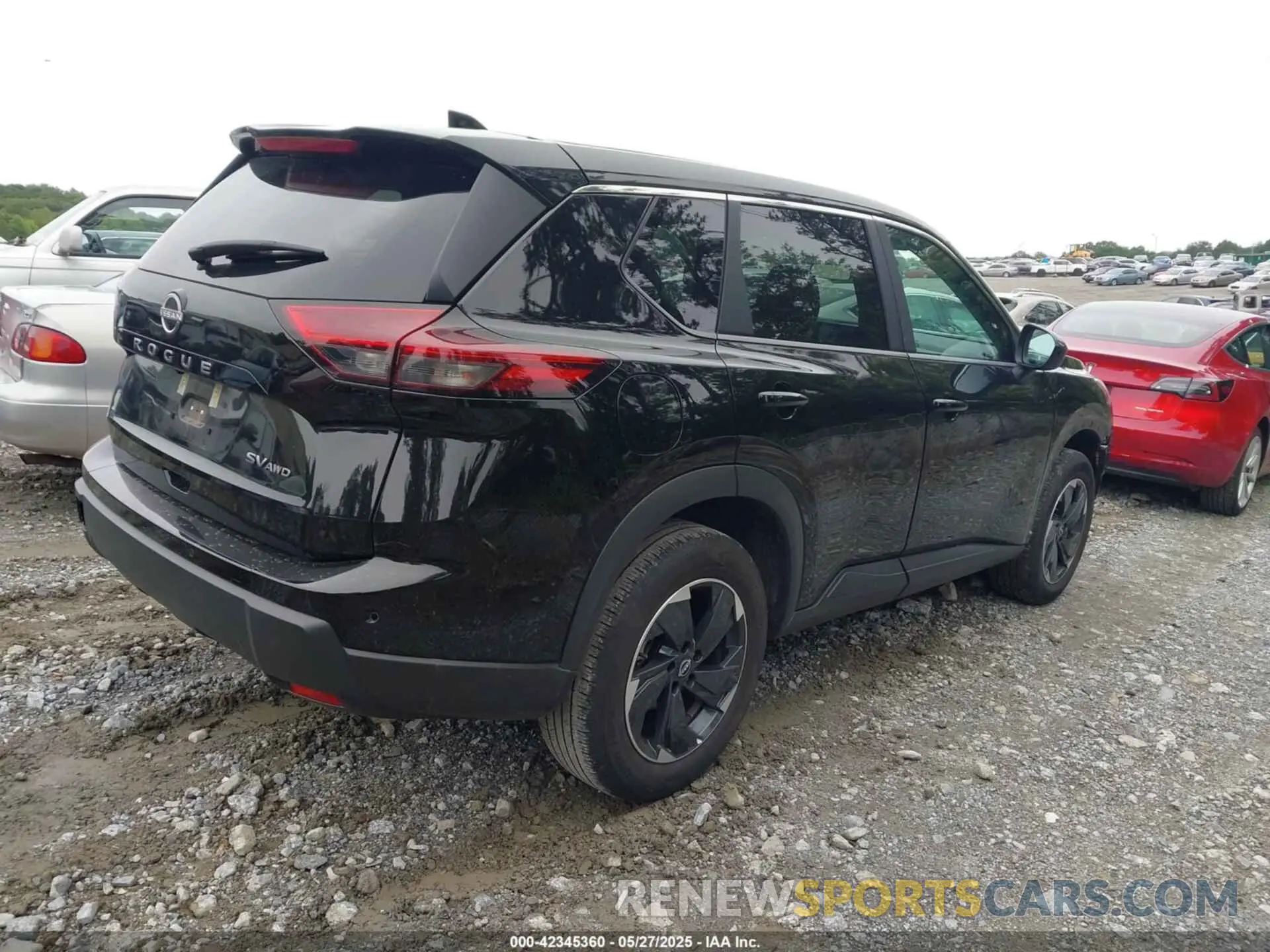4 Photograph of a damaged car 5N1BT3BB7RC693317 NISSAN ROGUE 2024