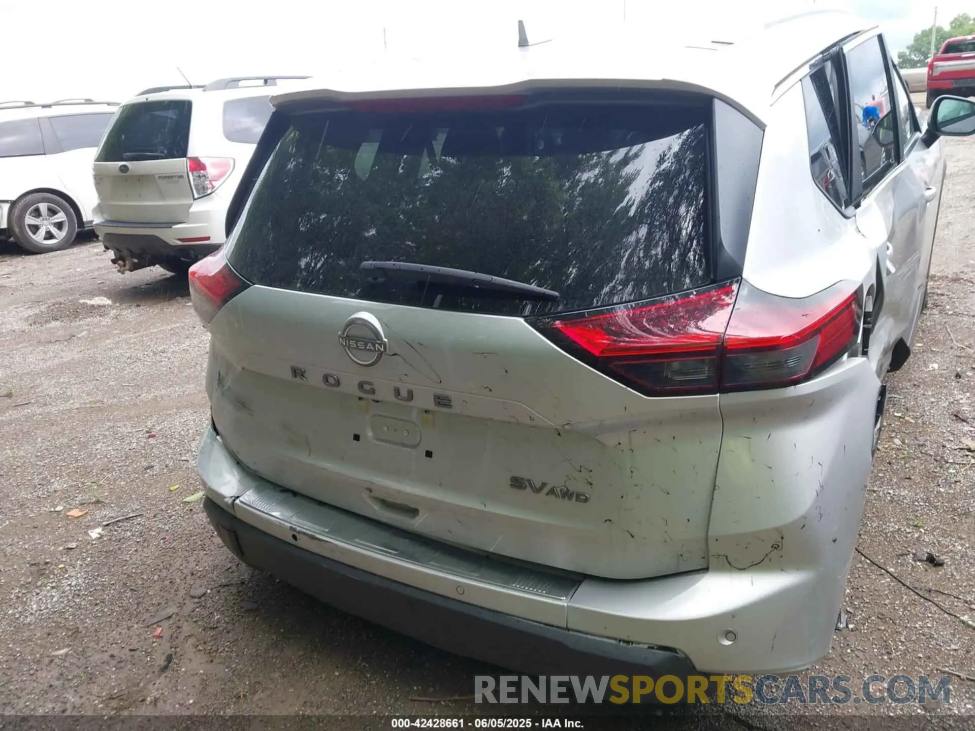 17 Photograph of a damaged car 5N1BT3BB7RC747828 NISSAN ROGUE 2024