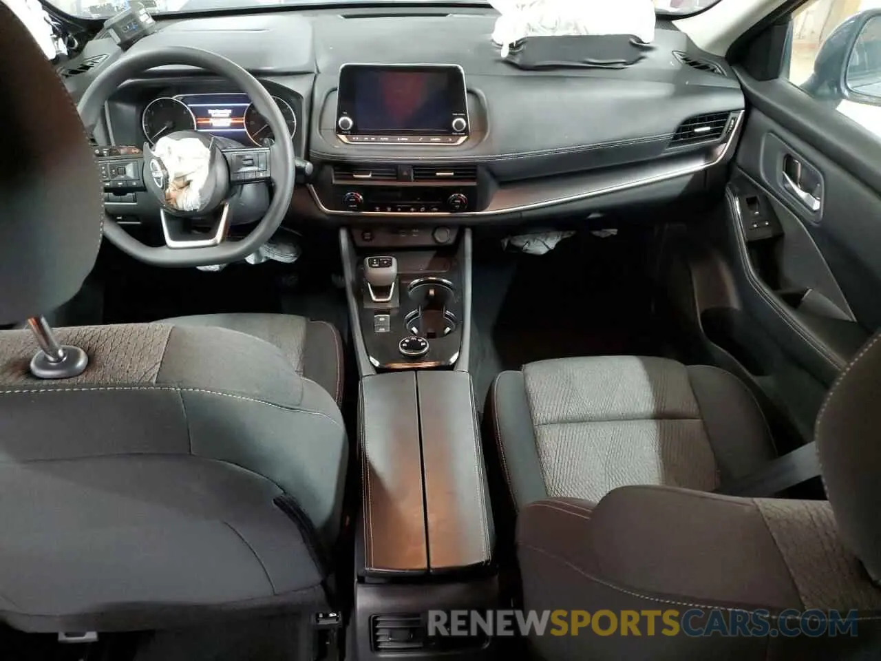 8 Photograph of a damaged car 5N1BT3BB8RC709265 NISSAN ROGUE 2024