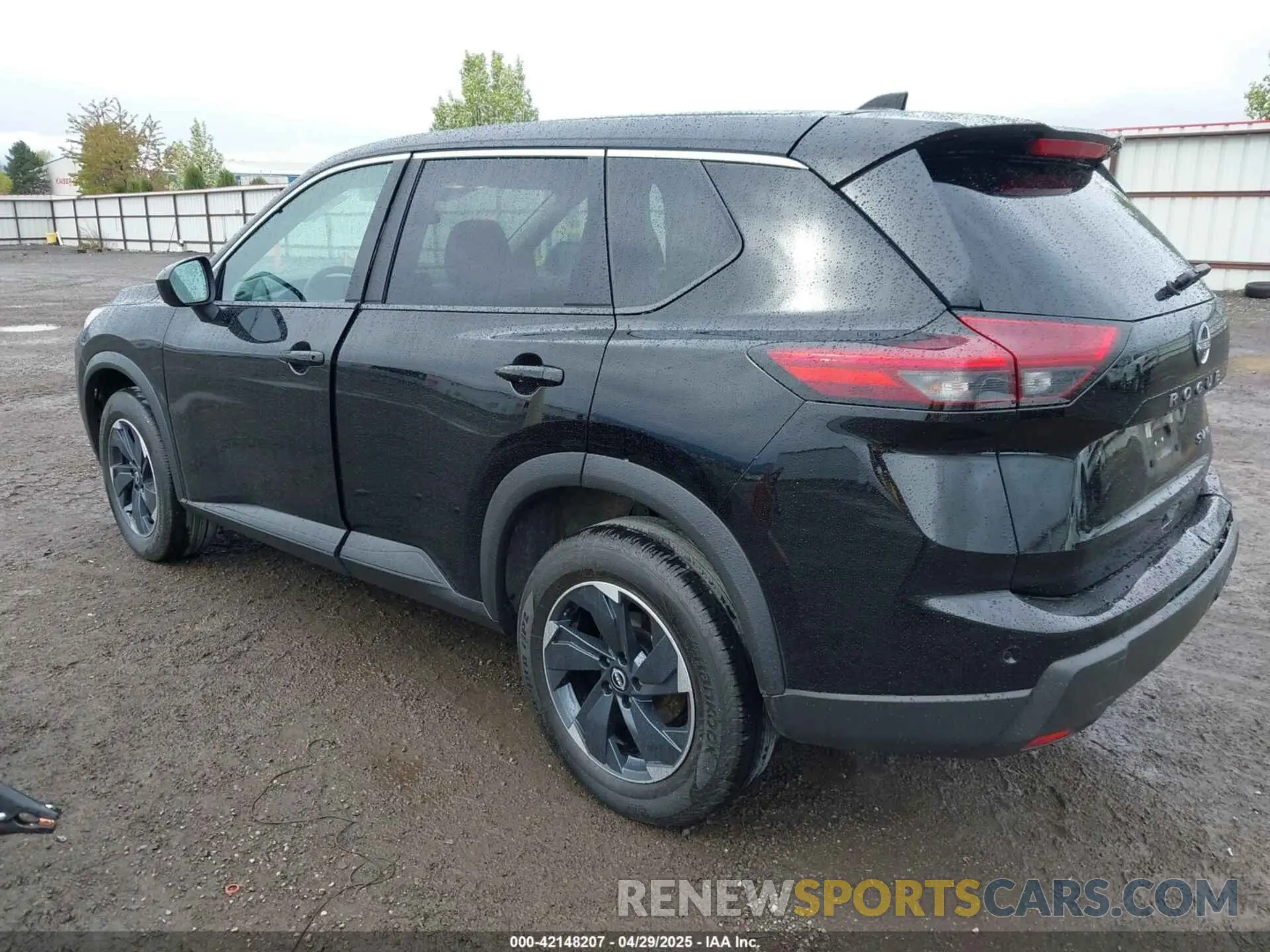 3 Photograph of a damaged car 5N1BT3BB9RC719075 NISSAN ROGUE 2024