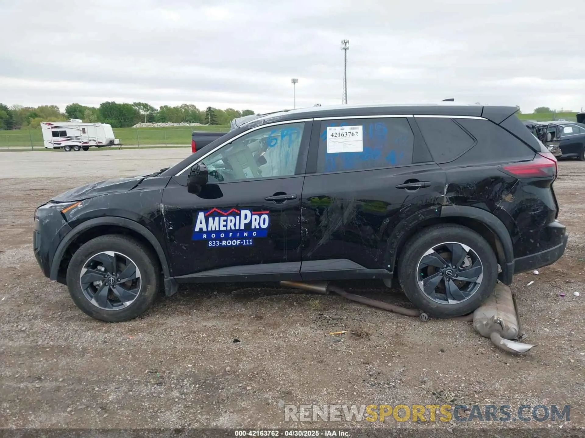 15 Photograph of a damaged car 5N1BT3BB9RC738547 NISSAN ROGUE 2024