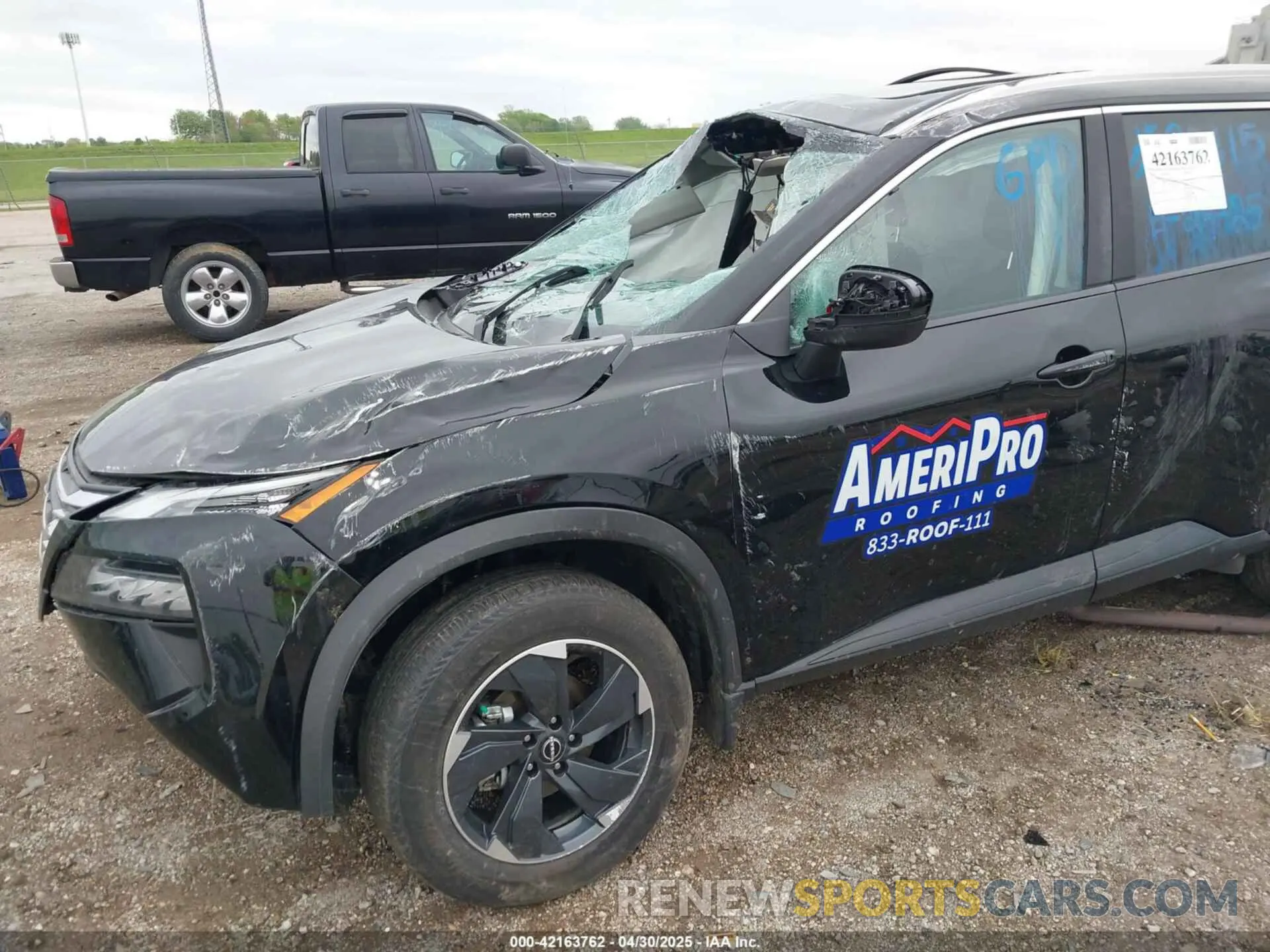 6 Photograph of a damaged car 5N1BT3BB9RC738547 NISSAN ROGUE 2024