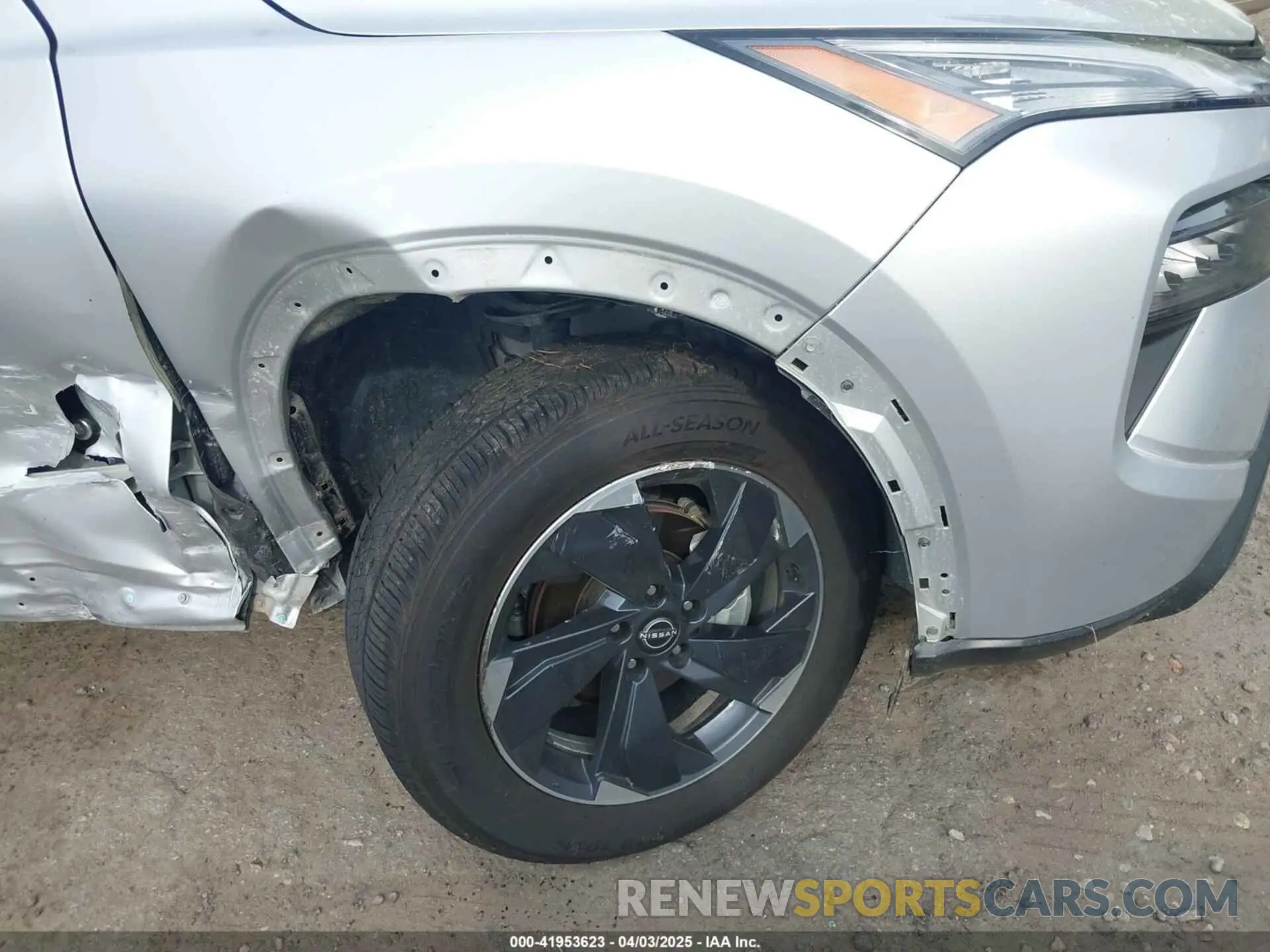 17 Photograph of a damaged car 5N1BT3BBXRC703337 NISSAN ROGUE 2024