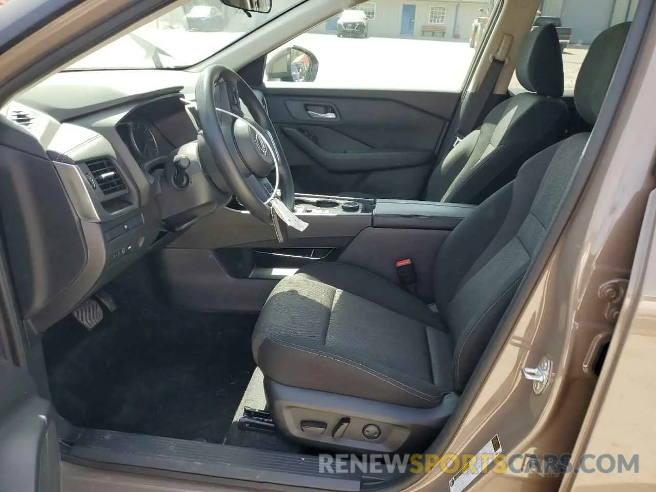 7 Photograph of a damaged car 5N1BT3BBXRC736385 NISSAN ROGUE 2024
