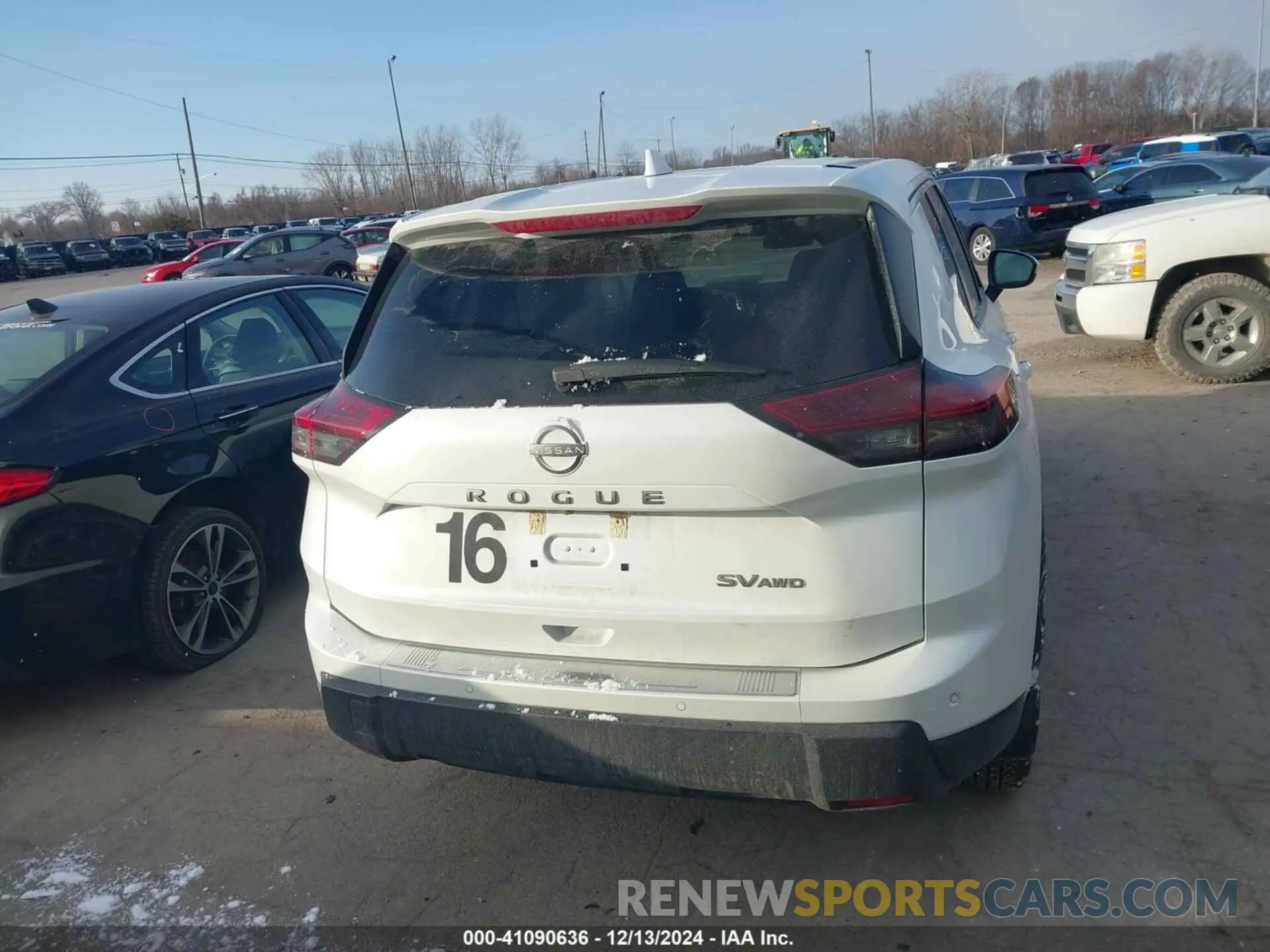 16 Photograph of a damaged car 5N1BT3BBXRC740596 NISSAN ROGUE 2024