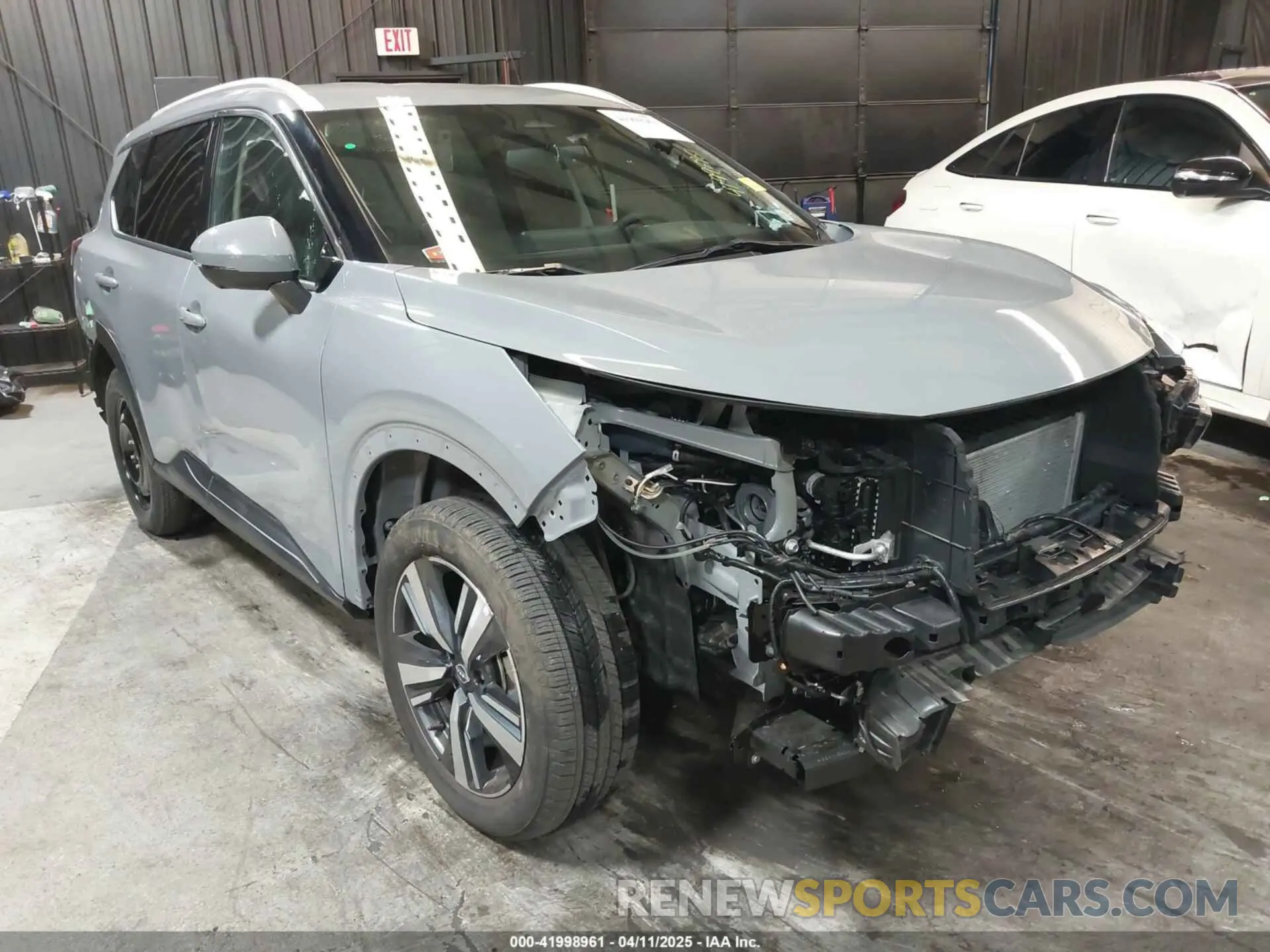 1 Photograph of a damaged car 5N1BT3CB7RC685572 NISSAN ROGUE 2024