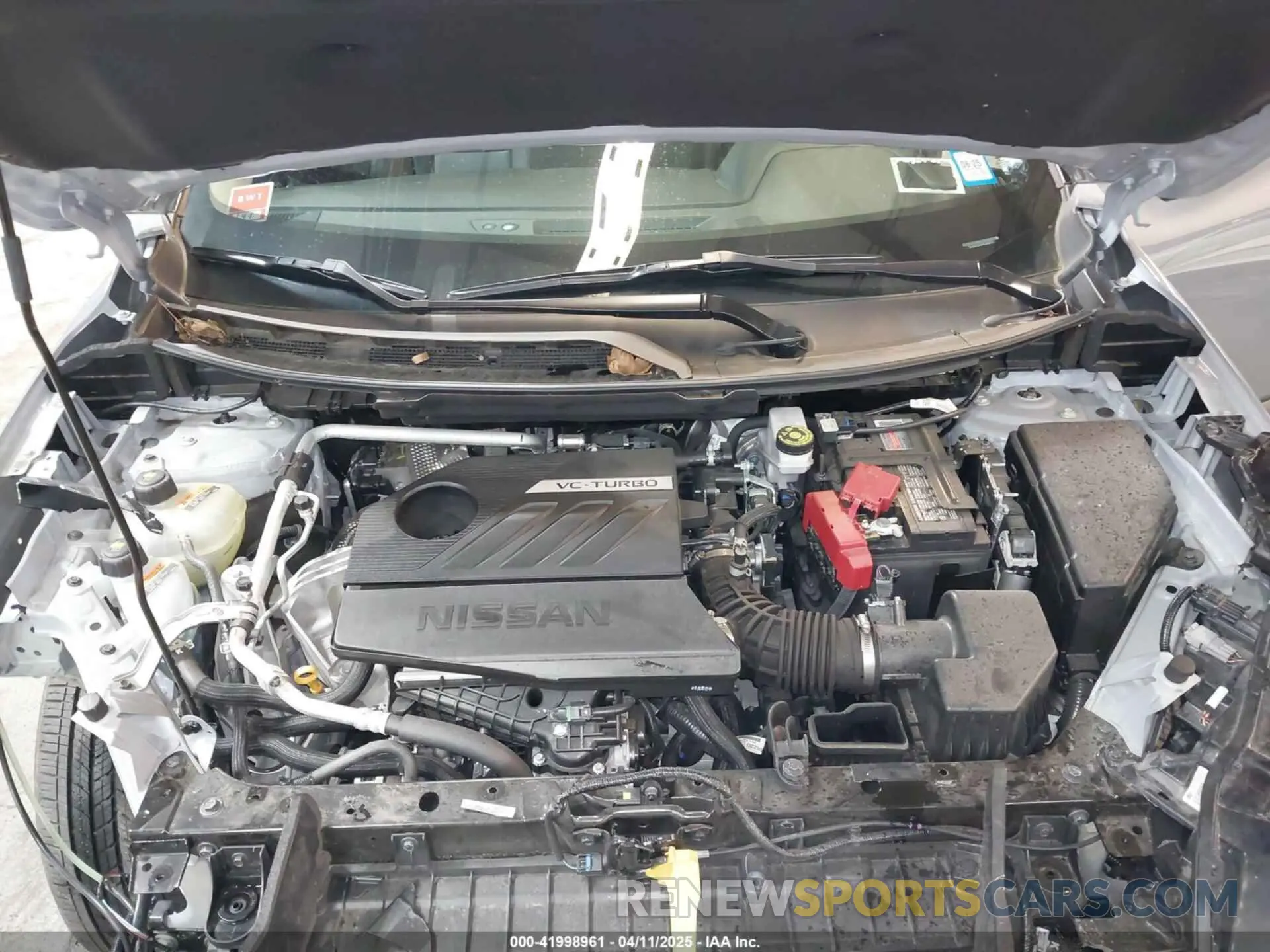 10 Photograph of a damaged car 5N1BT3CB7RC685572 NISSAN ROGUE 2024