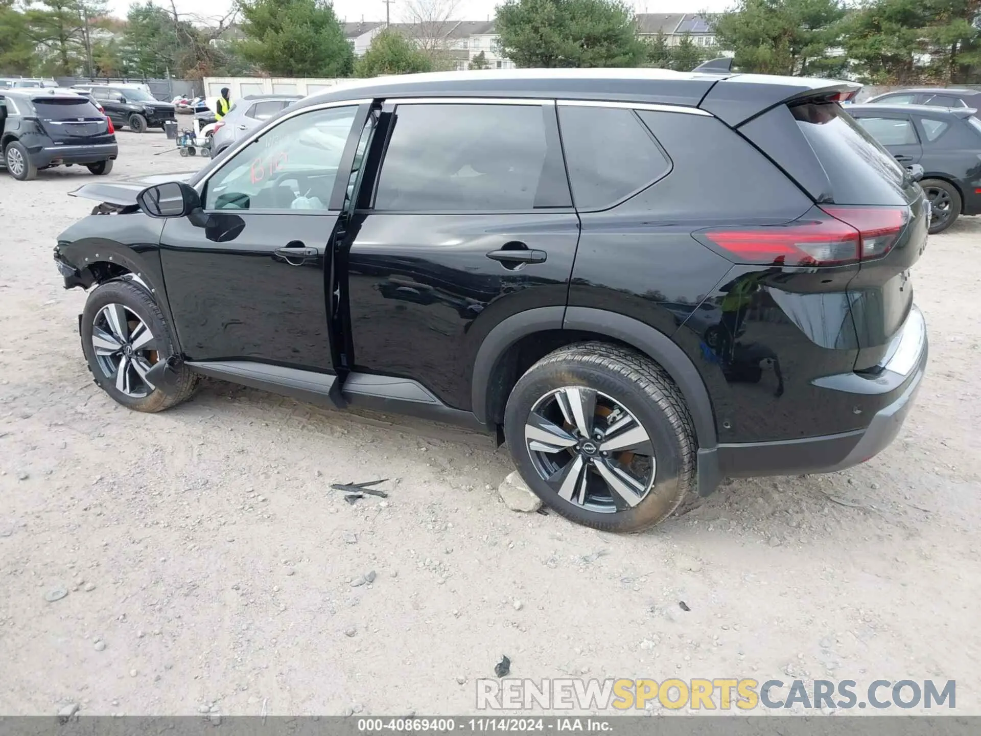 3 Photograph of a damaged car 5N1BT3CB7RC744894 NISSAN ROGUE 2024