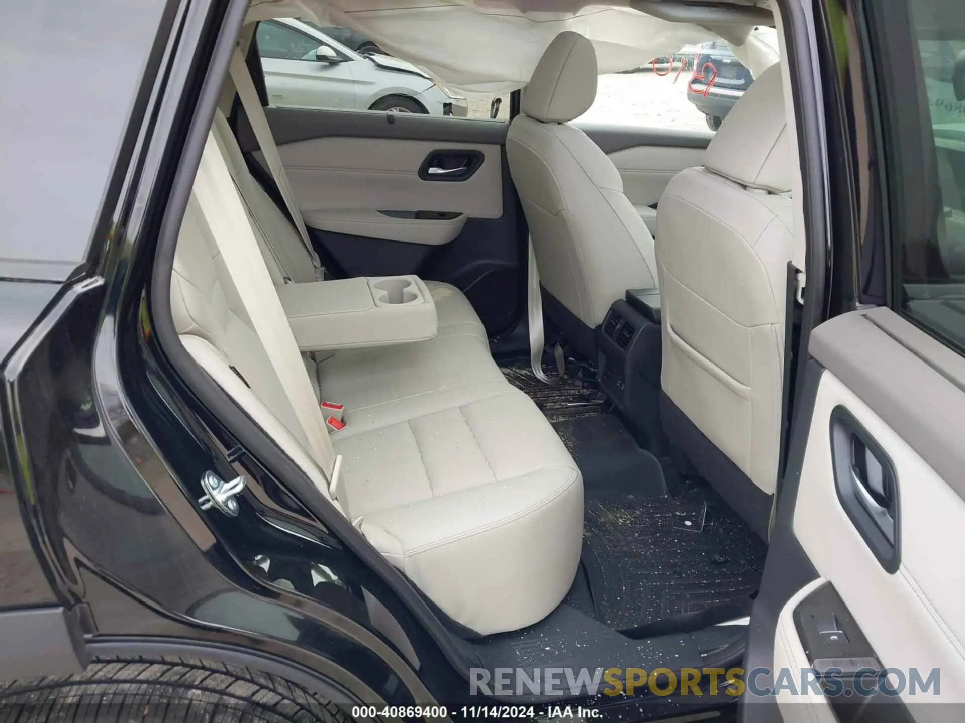8 Photograph of a damaged car 5N1BT3CB7RC744894 NISSAN ROGUE 2024