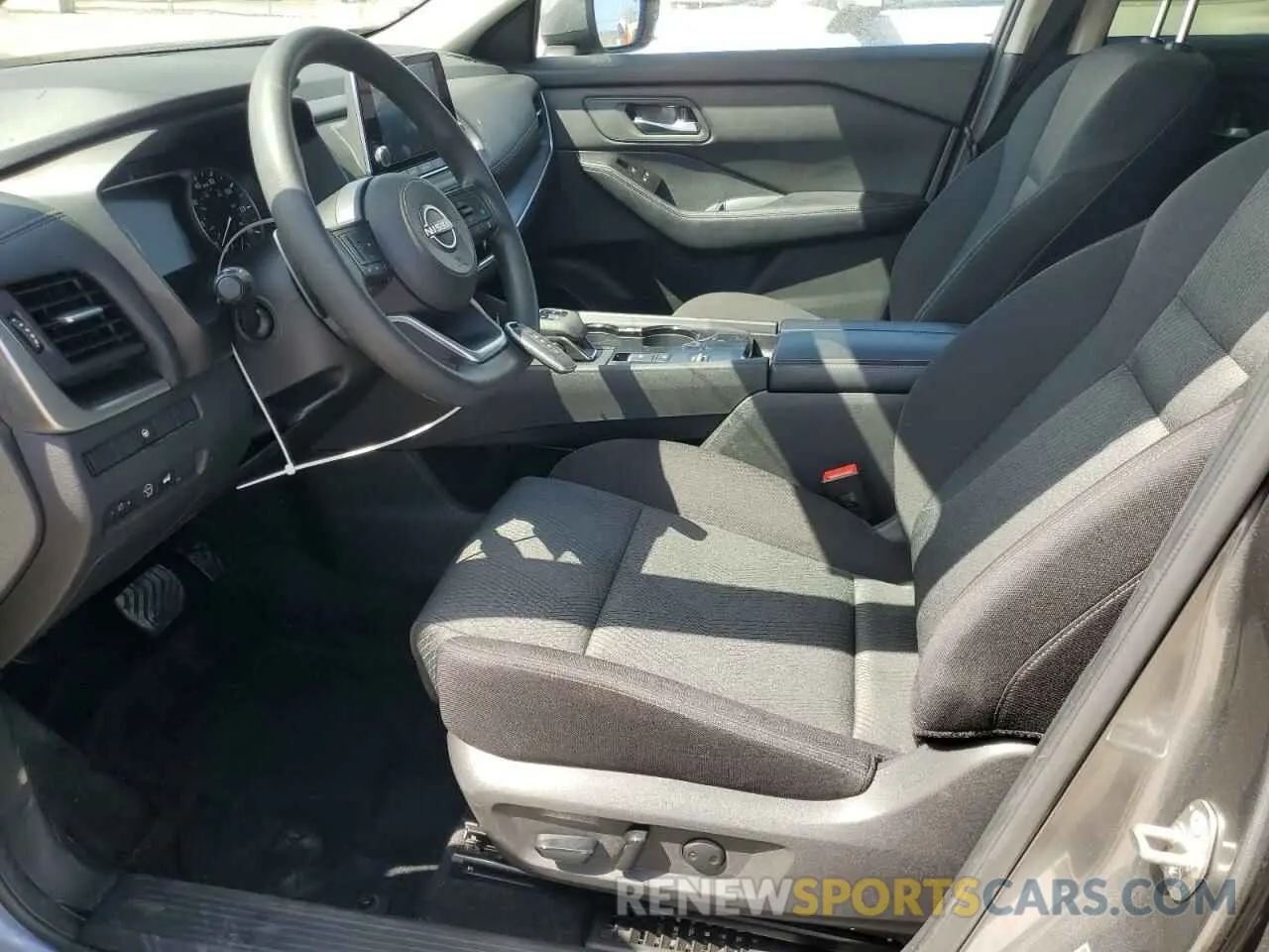 7 Photograph of a damaged car JN8BT3BA0RW351108 NISSAN ROGUE 2024