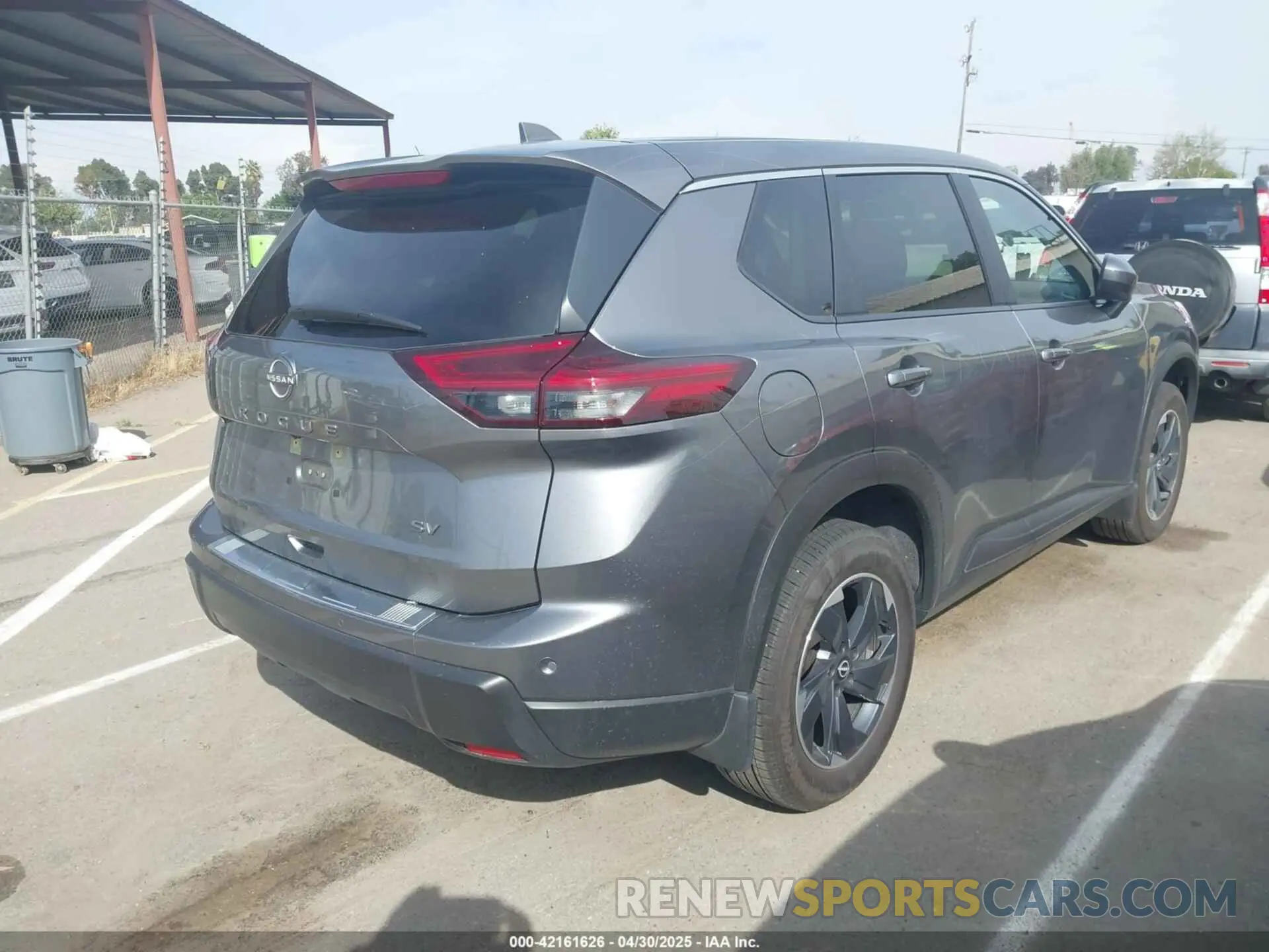 4 Photograph of a damaged car JN8BT3BA3RW005571 NISSAN ROGUE 2024