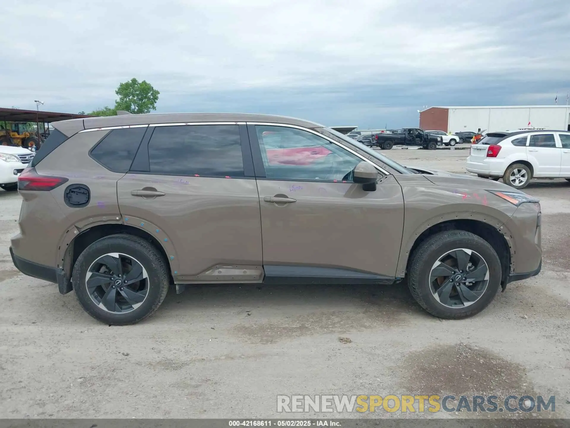 13 Photograph of a damaged car JN8BT3BA3RW355069 NISSAN ROGUE 2024