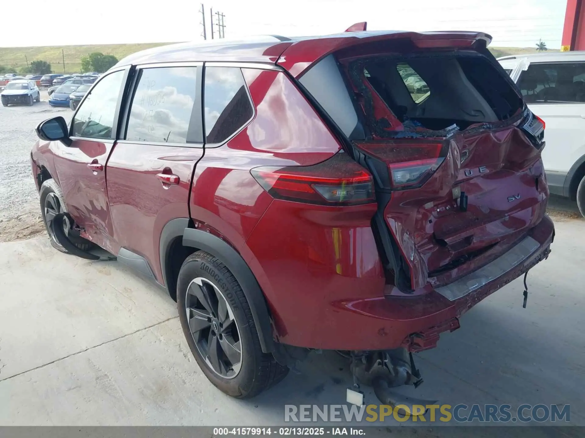 3 Photograph of a damaged car JN8BT3BA5RW002509 NISSAN ROGUE 2024