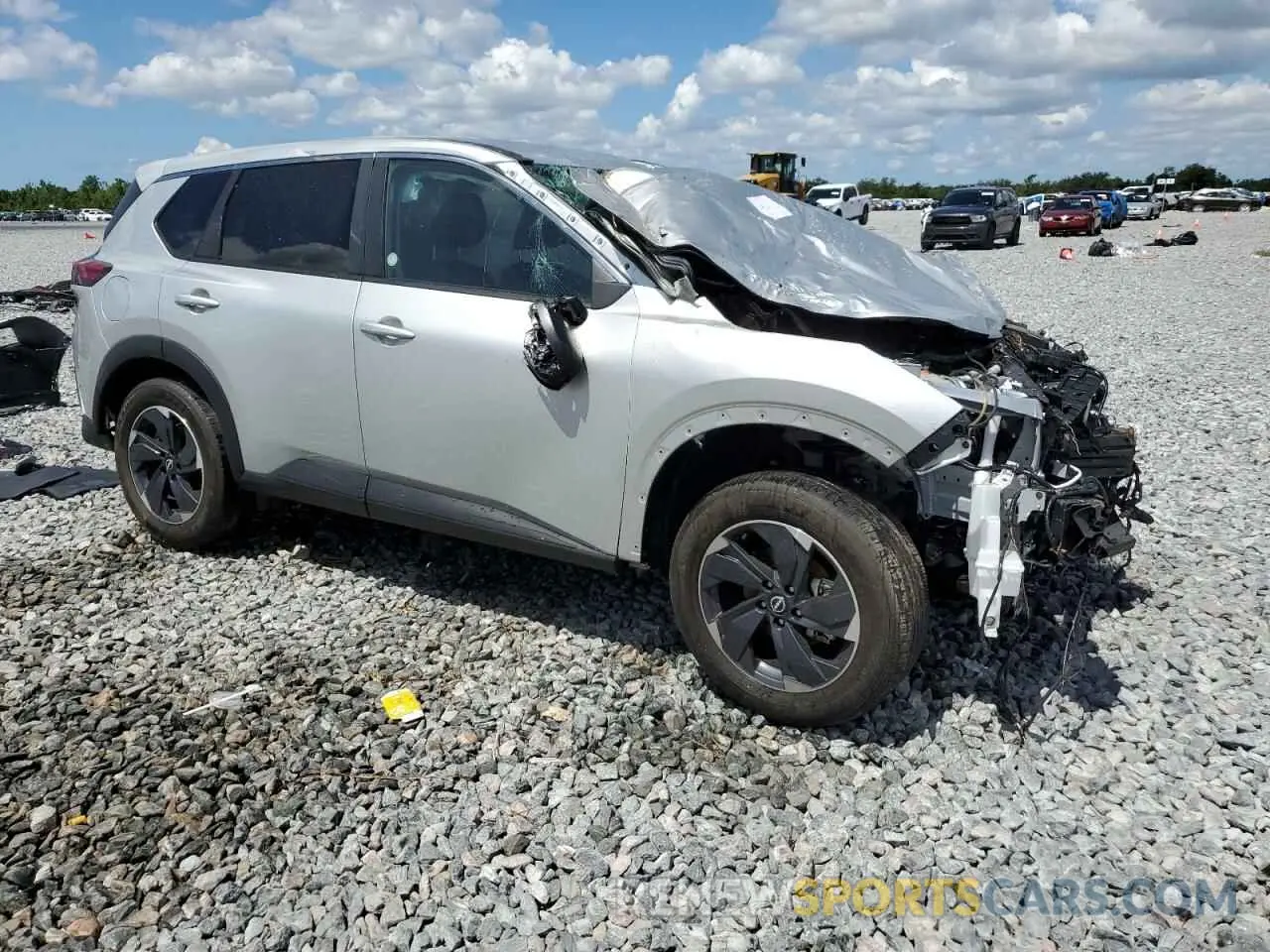 4 Photograph of a damaged car JN8BT3BA5RW350908 NISSAN ROGUE 2024