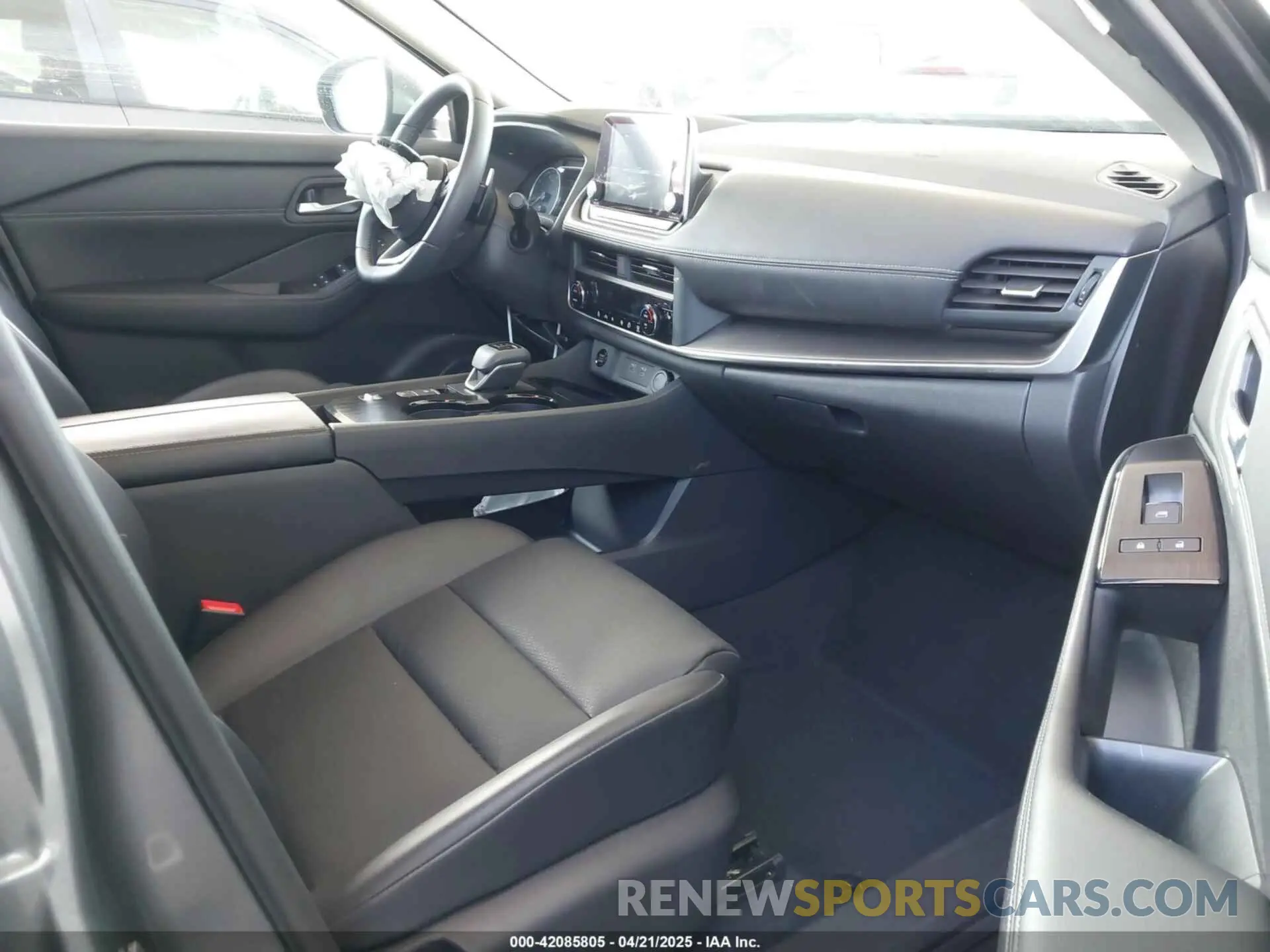 5 Photograph of a damaged car JN8BT3BA6RW353039 NISSAN ROGUE 2024