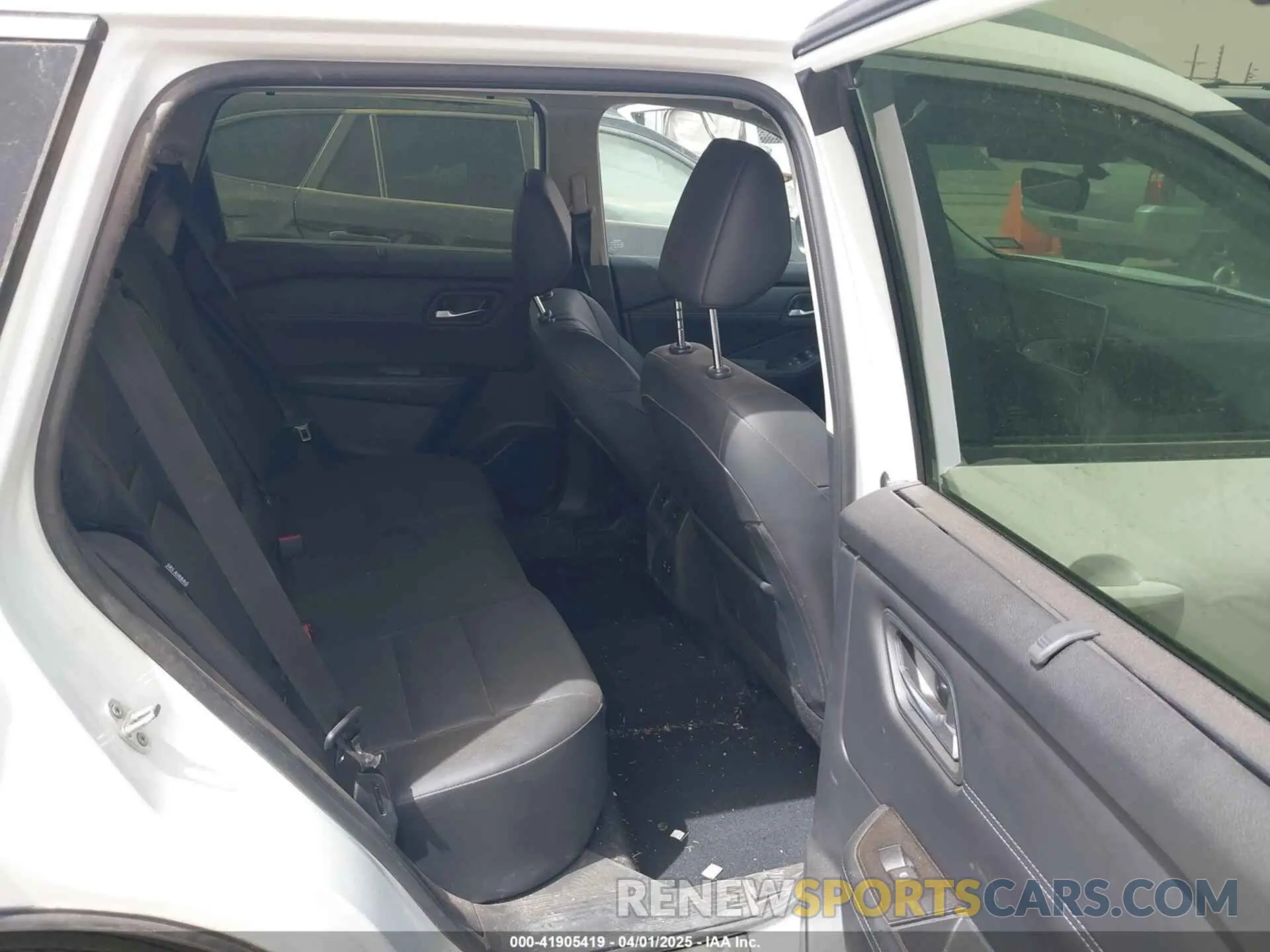 8 Photograph of a damaged car JN8BT3BA6RW360105 NISSAN ROGUE 2024