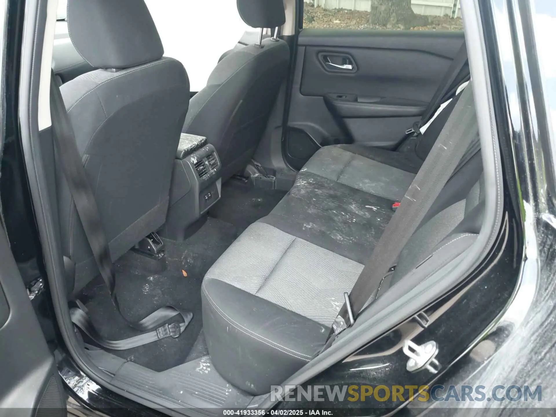 8 Photograph of a damaged car JN8BT3BA9RW351396 NISSAN ROGUE 2024