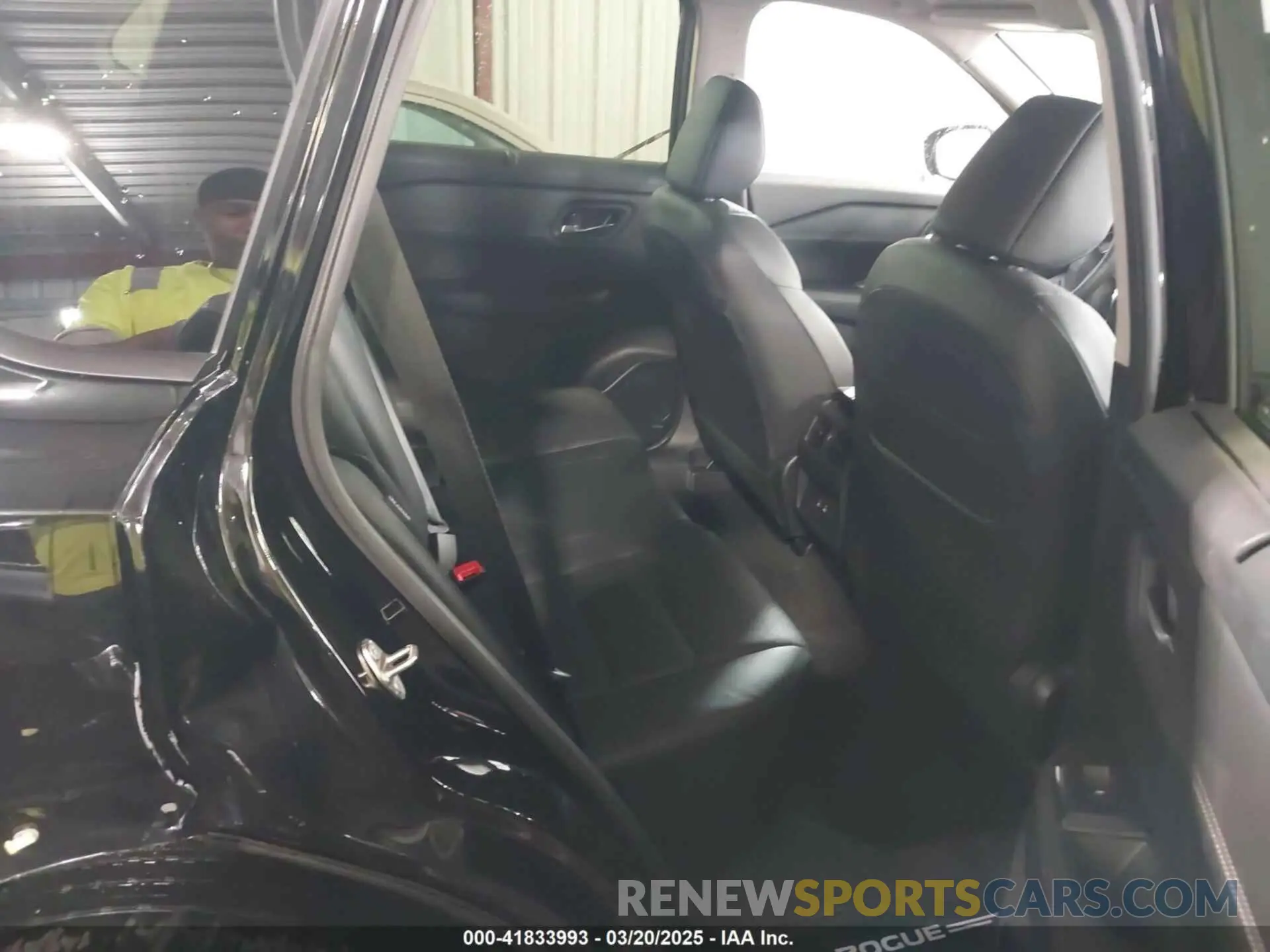8 Photograph of a damaged car JN8BT3BAXRW353643 NISSAN ROGUE 2024
