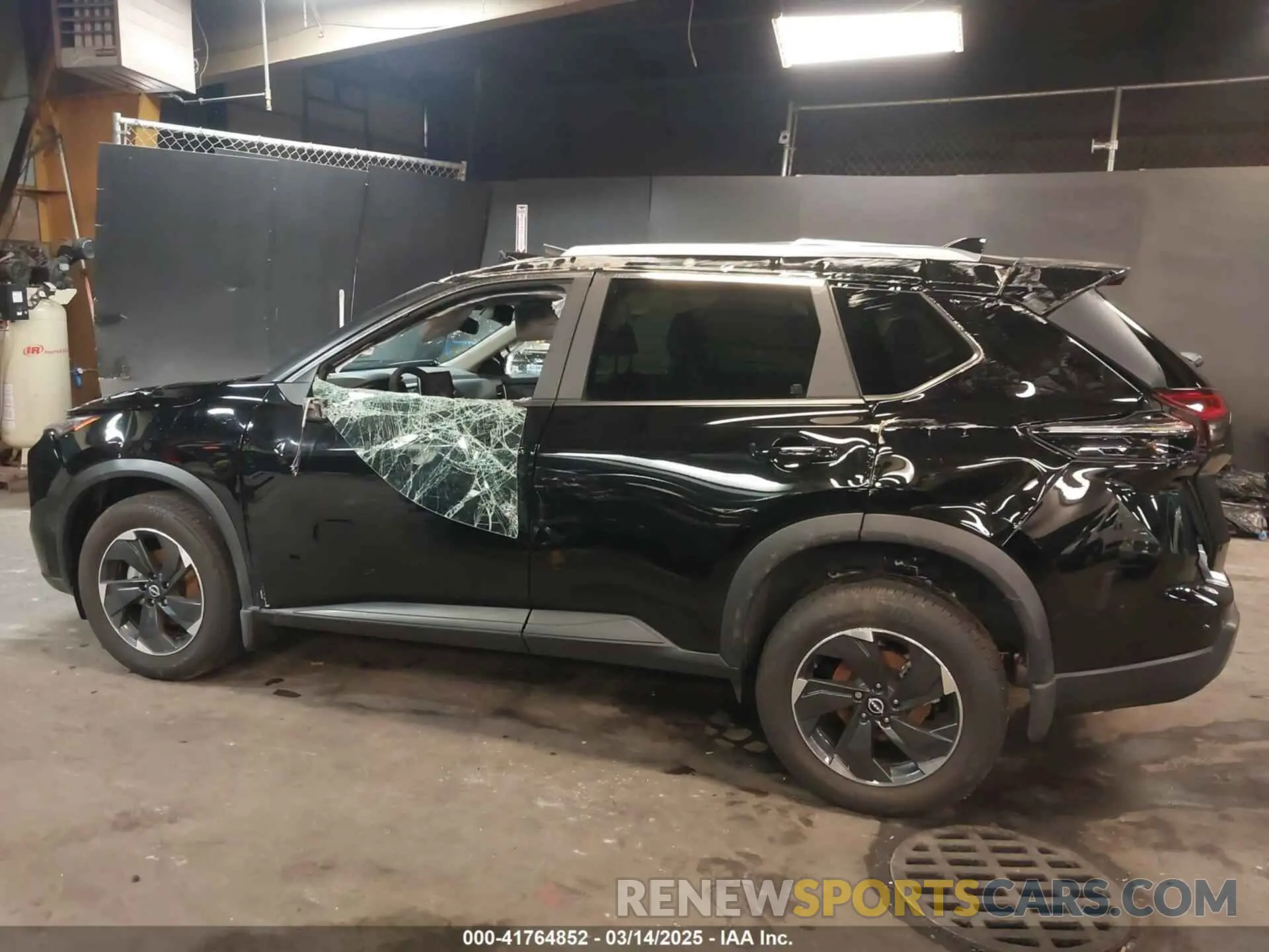 14 Photograph of a damaged car JN8BT3BB3RW180072 NISSAN ROGUE 2024