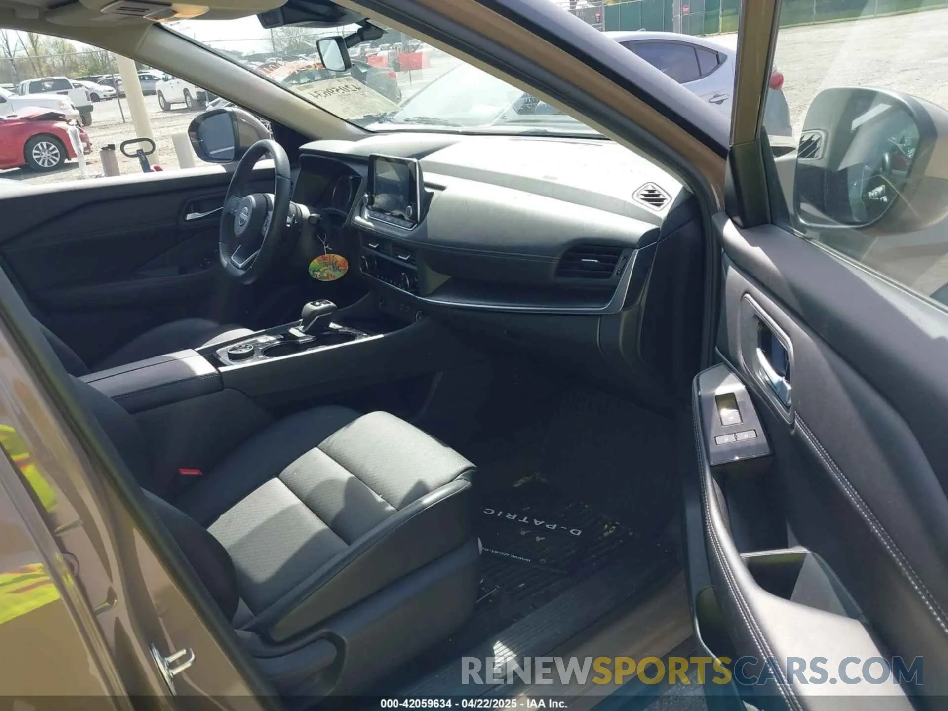 5 Photograph of a damaged car JN8BT3BB4RW171851 NISSAN ROGUE 2024