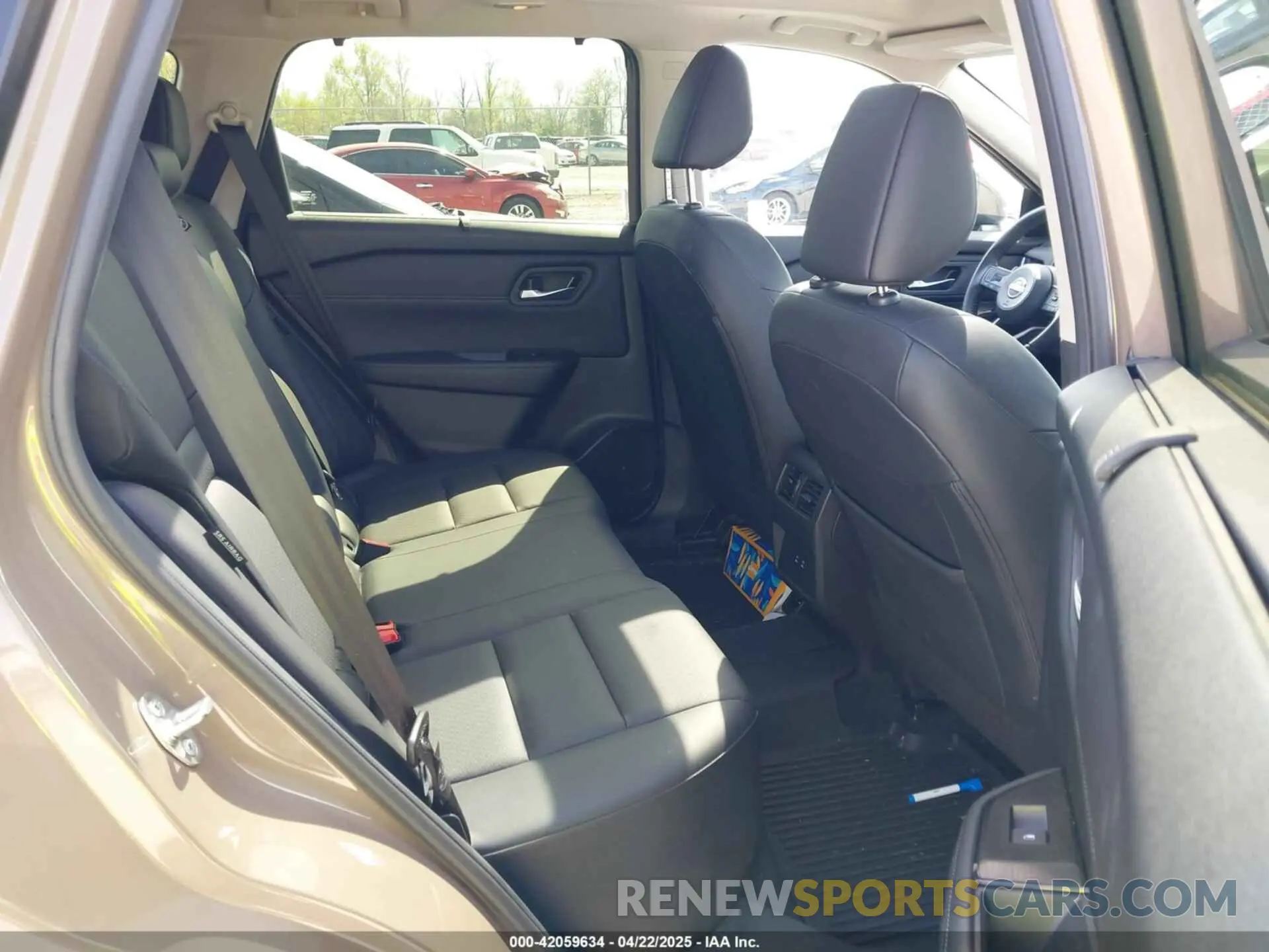 8 Photograph of a damaged car JN8BT3BB4RW171851 NISSAN ROGUE 2024