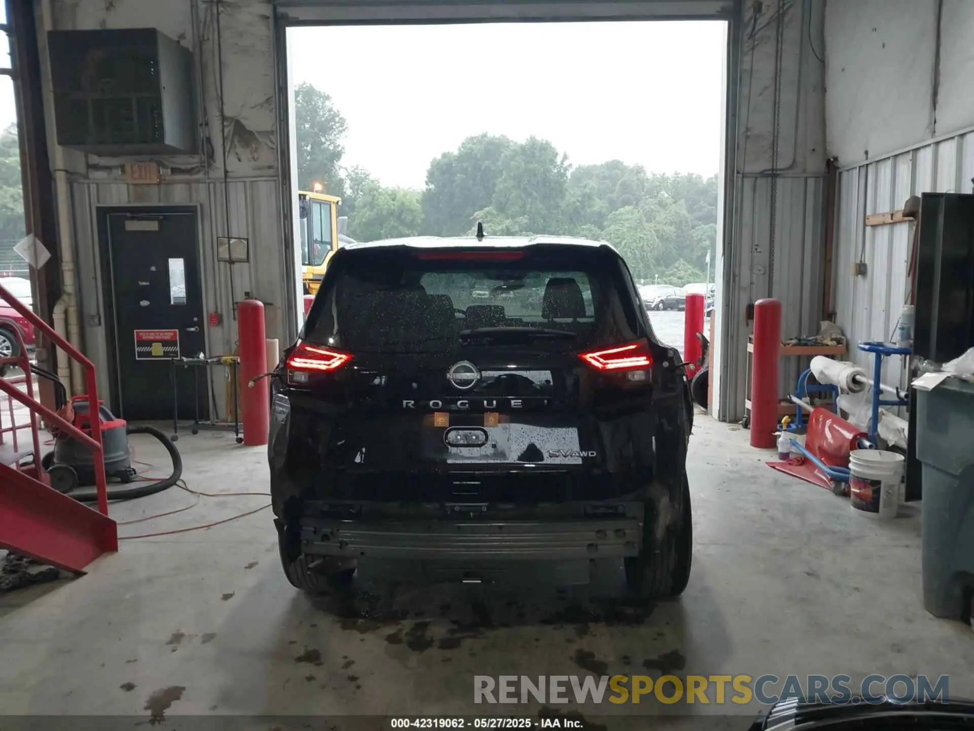 17 Photograph of a damaged car JN8BT3BB5RW425387 NISSAN ROGUE 2024