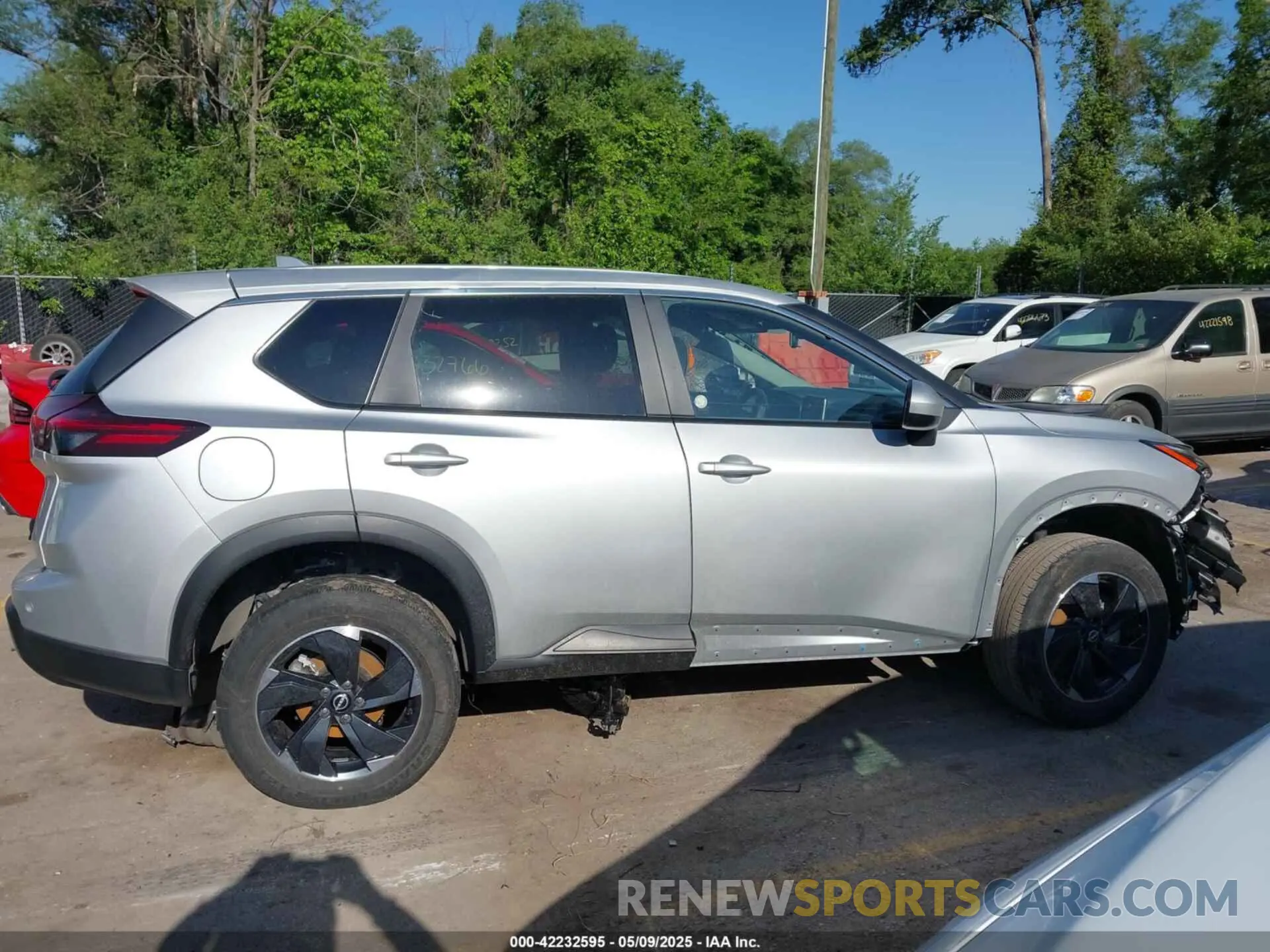 14 Photograph of a damaged car JN8BT3BB5RW425437 NISSAN ROGUE 2024