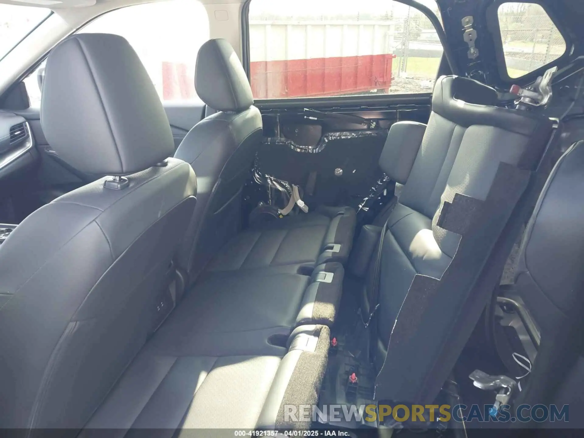8 Photograph of a damaged car JN8BT3BB7RW181094 NISSAN ROGUE 2024