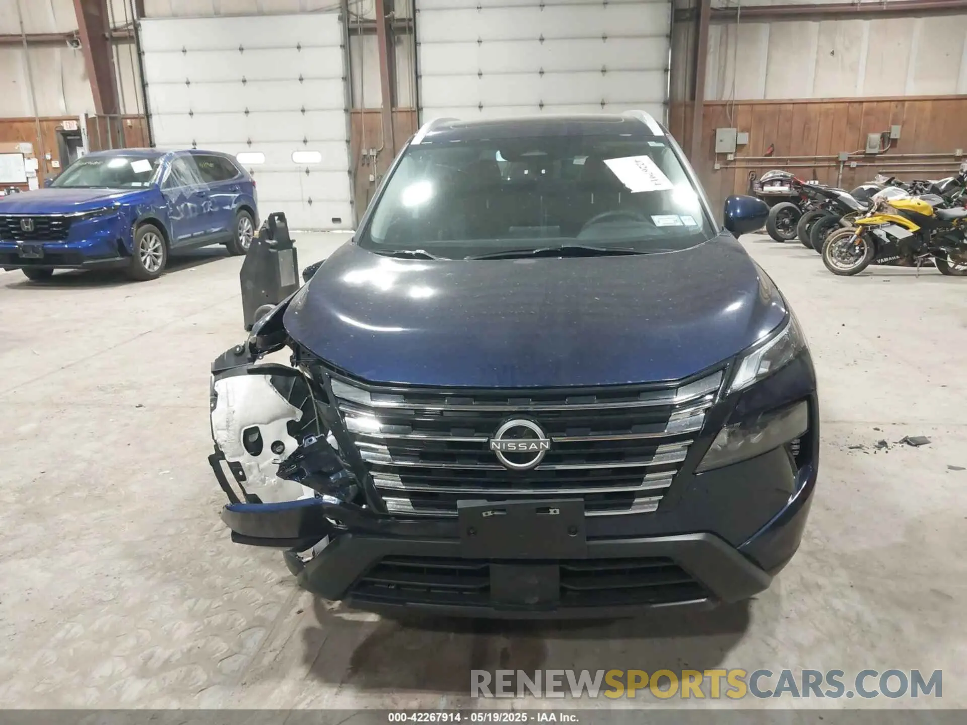 12 Photograph of a damaged car JN8BT3BB7RW284810 NISSAN ROGUE 2024