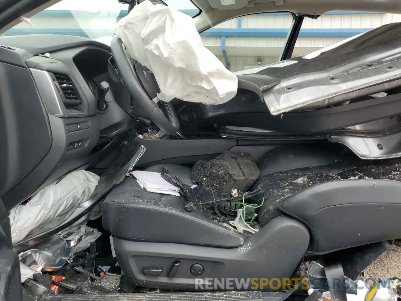 7 Photograph of a damaged car JN8BT3BB7RW433698 NISSAN ROGUE 2024