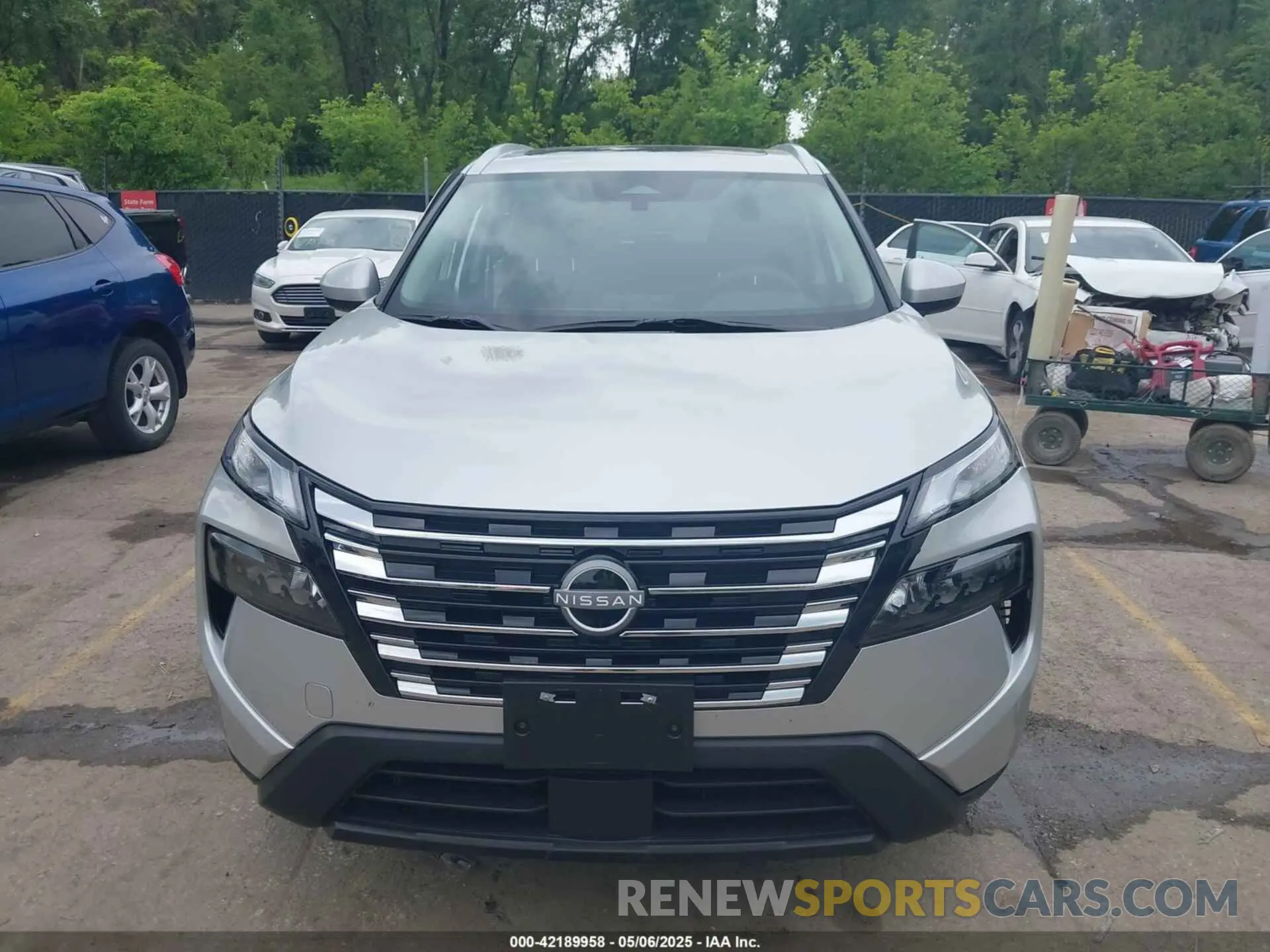 12 Photograph of a damaged car JN8BT3BB7RW434916 NISSAN ROGUE 2024