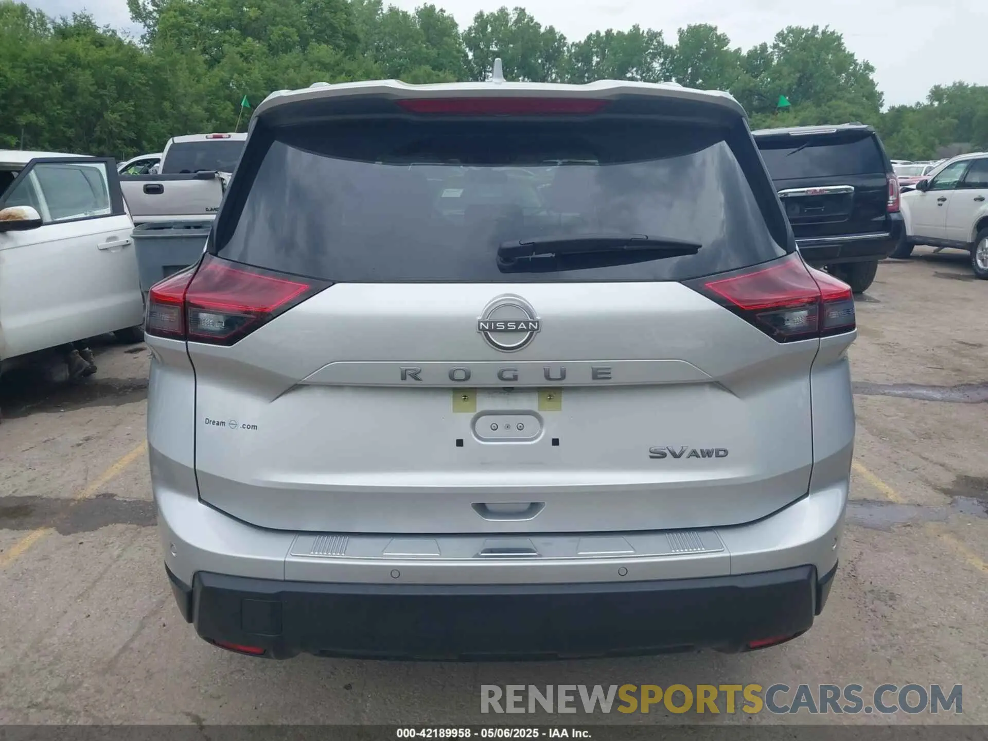 16 Photograph of a damaged car JN8BT3BB7RW434916 NISSAN ROGUE 2024