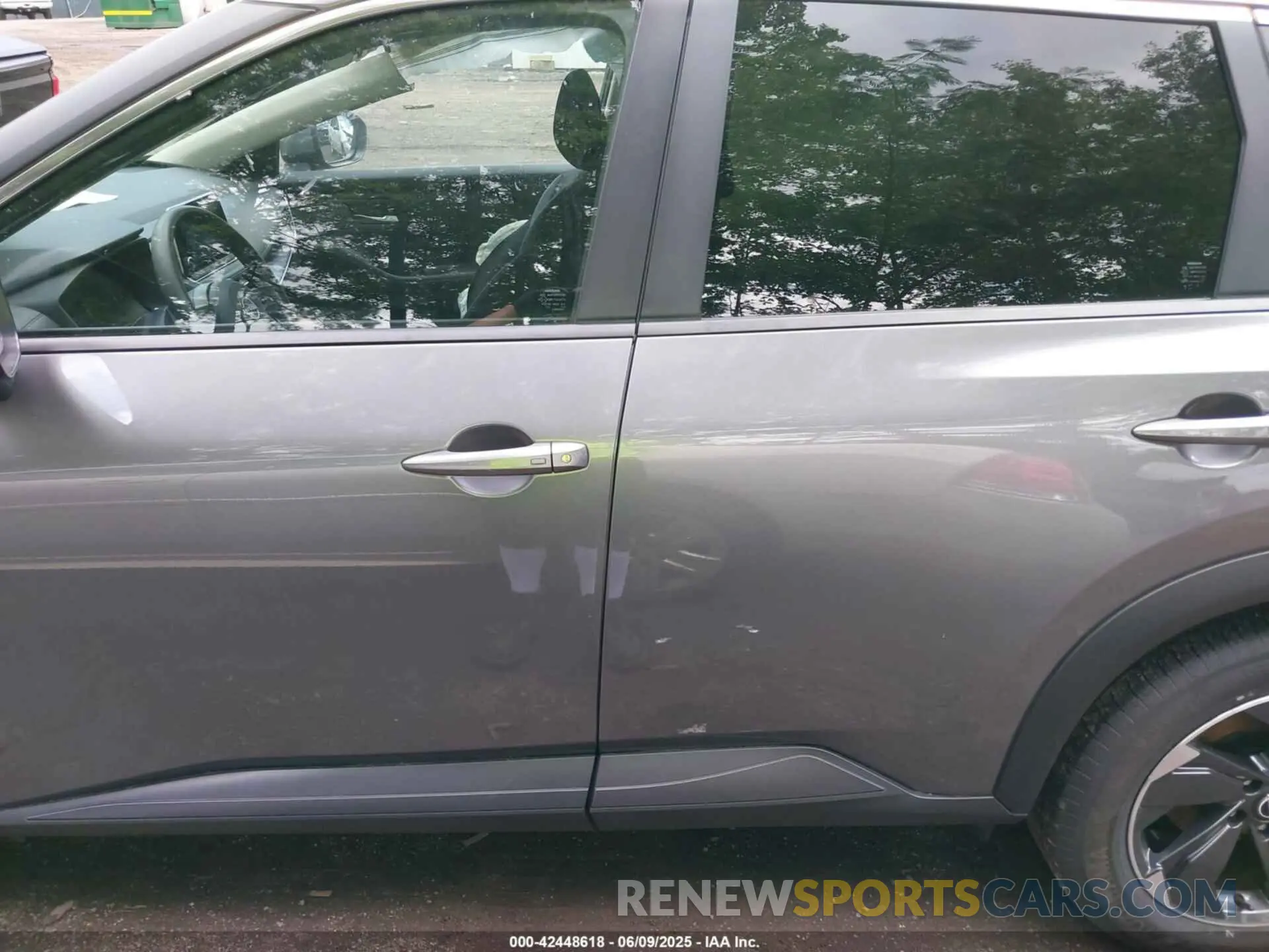 14 Photograph of a damaged car JN8BT3BB9RW422444 NISSAN ROGUE 2024
