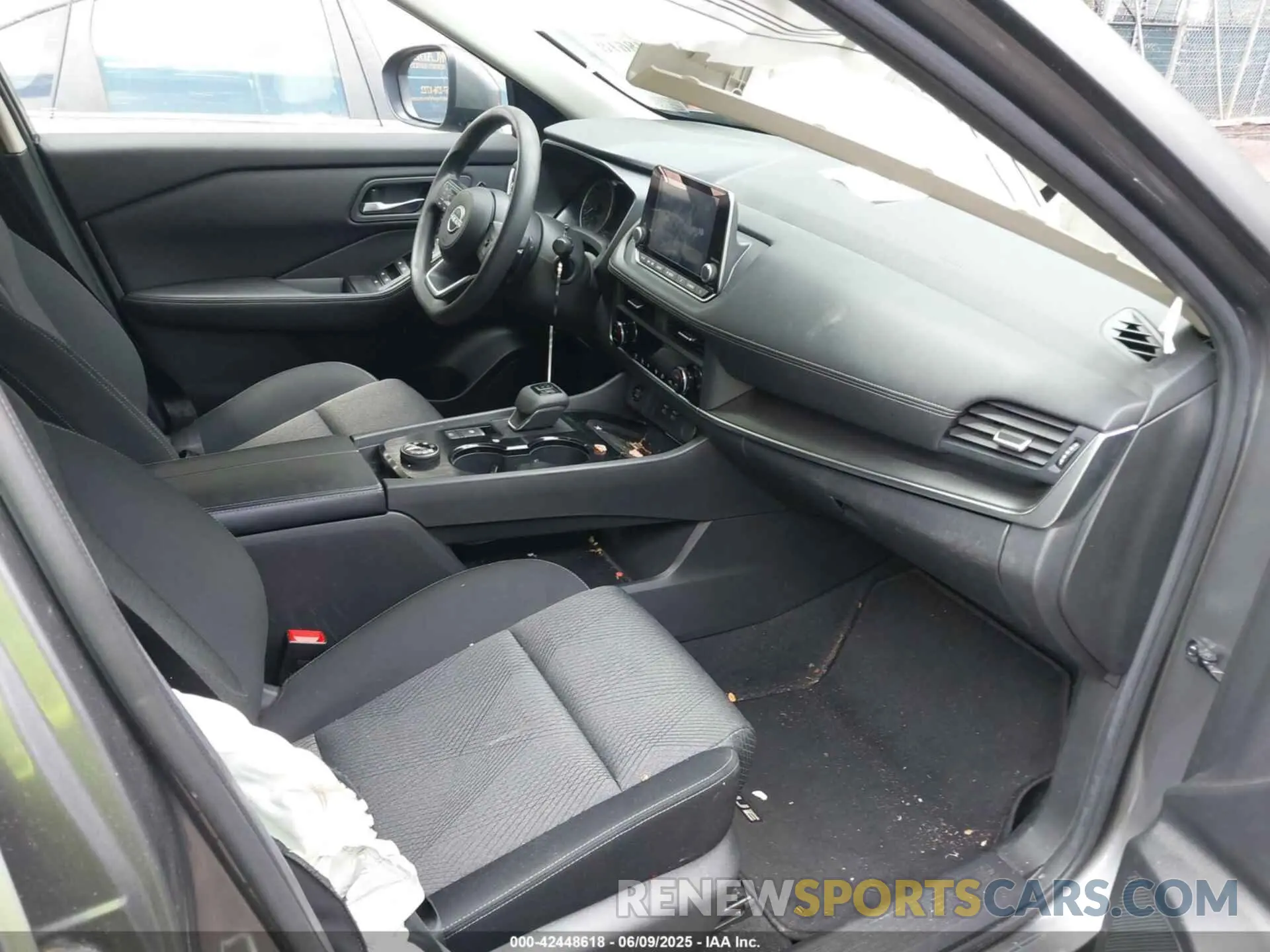 5 Photograph of a damaged car JN8BT3BB9RW422444 NISSAN ROGUE 2024