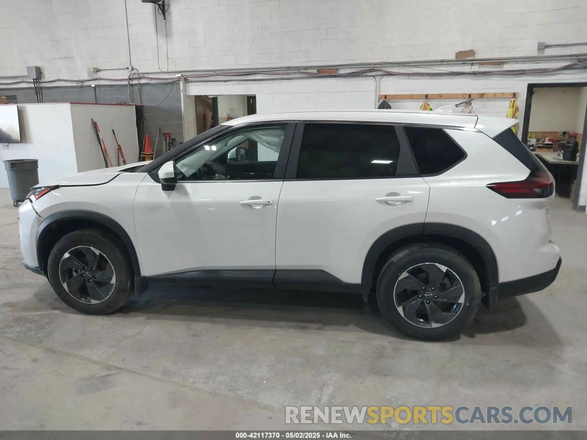 13 Photograph of a damaged car JN8BT3BB9RW447747 NISSAN ROGUE 2024