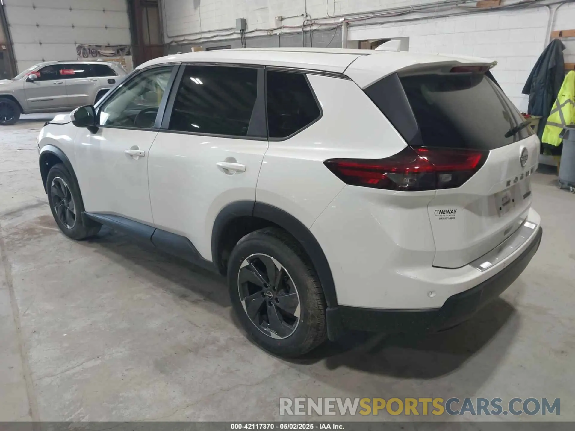 3 Photograph of a damaged car JN8BT3BB9RW447747 NISSAN ROGUE 2024