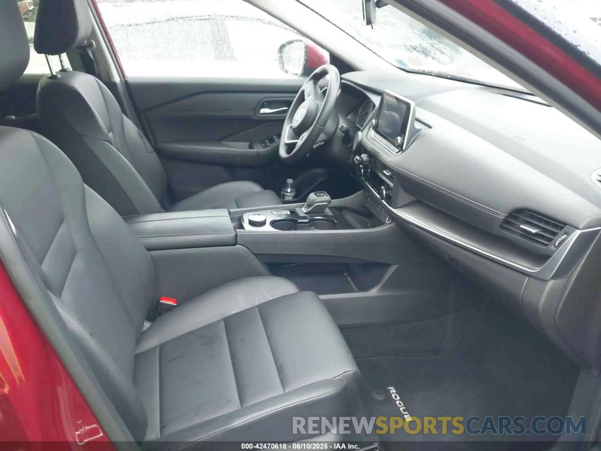 5 Photograph of a damaged car JN8BT3BBXRW182756 NISSAN ROGUE 2024