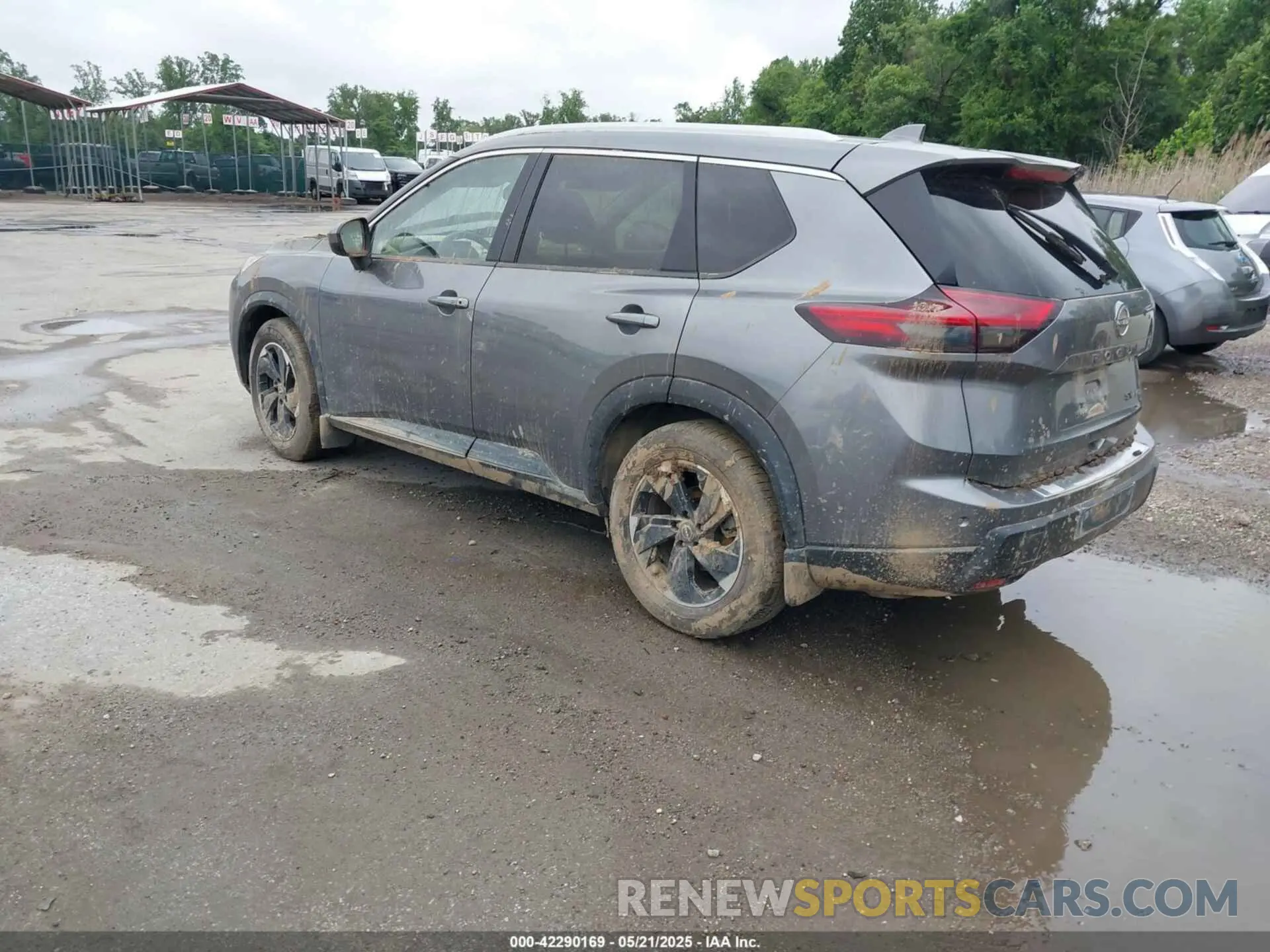 3 Photograph of a damaged car JN8BT3BBXRW281206 NISSAN ROGUE 2024