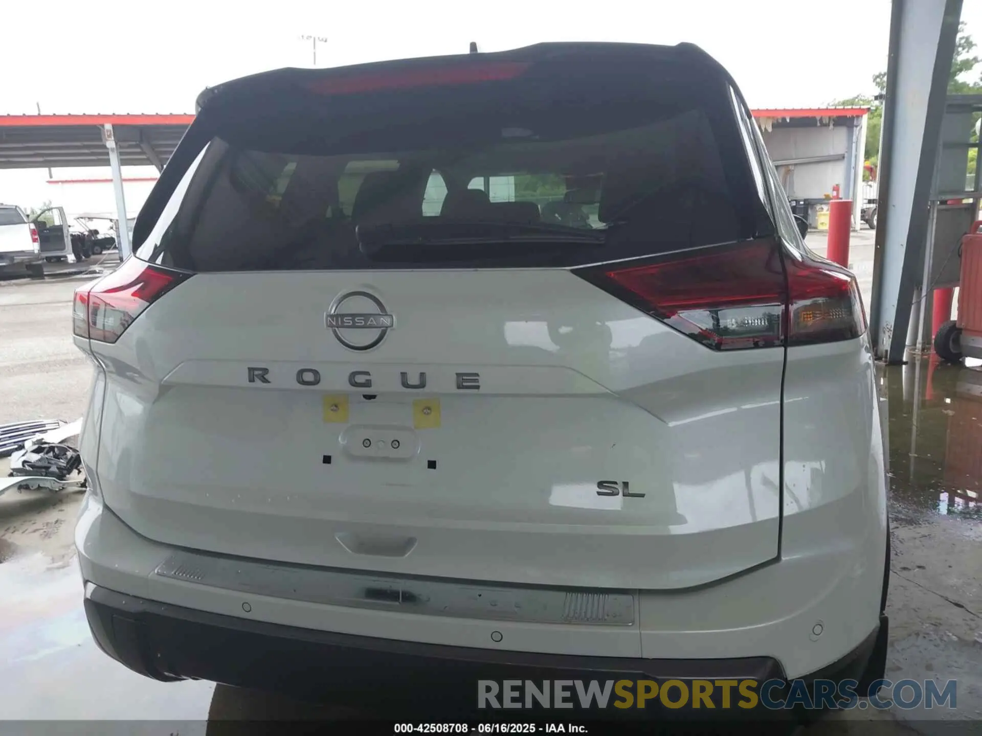 17 Photograph of a damaged car JN8BT3CA2RW003521 NISSAN ROGUE 2024