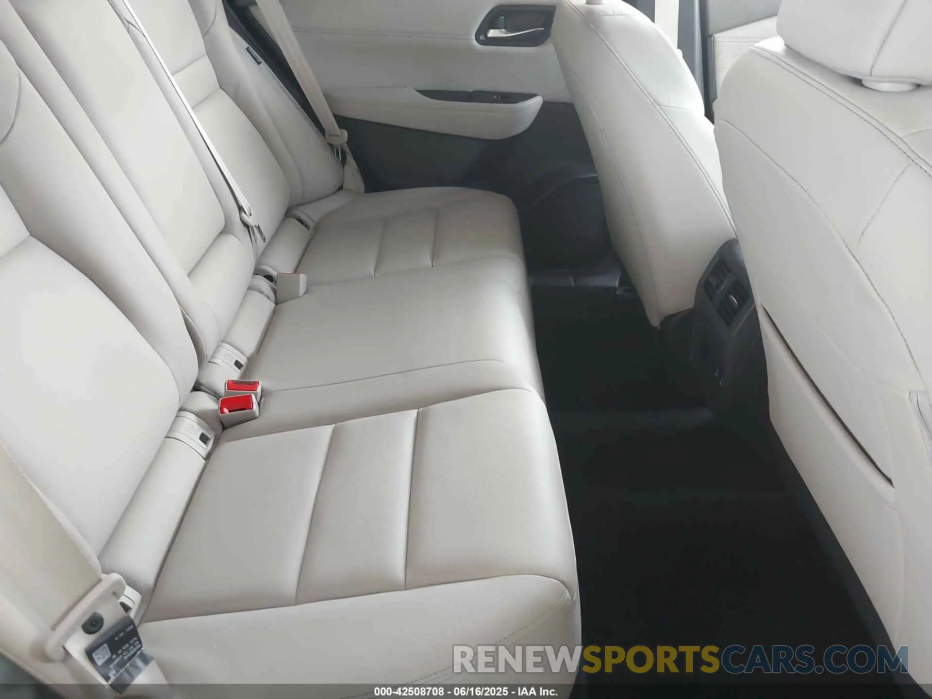 8 Photograph of a damaged car JN8BT3CA2RW003521 NISSAN ROGUE 2024