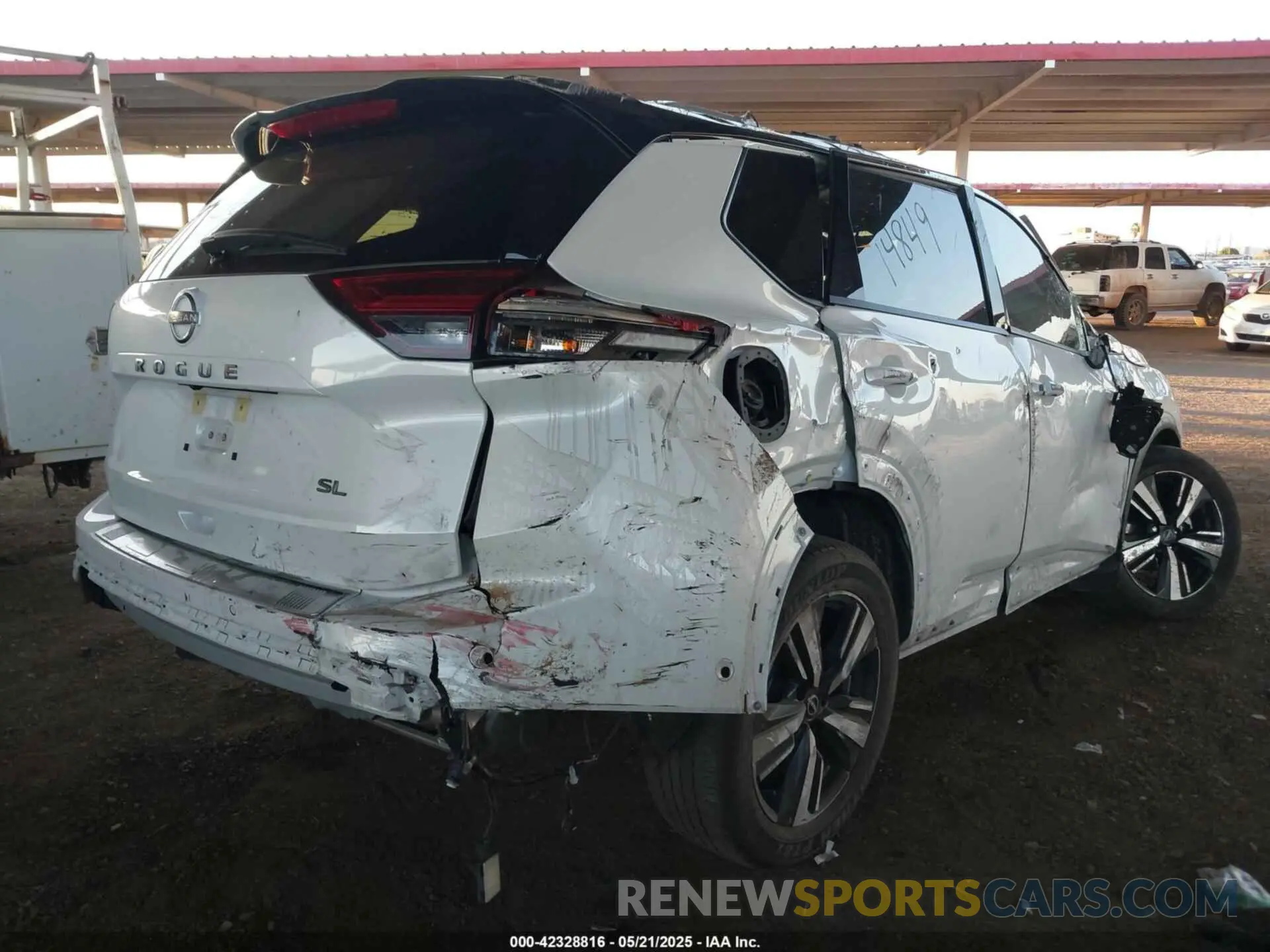 4 Photograph of a damaged car JN8BT3CA2RW005088 NISSAN ROGUE 2024