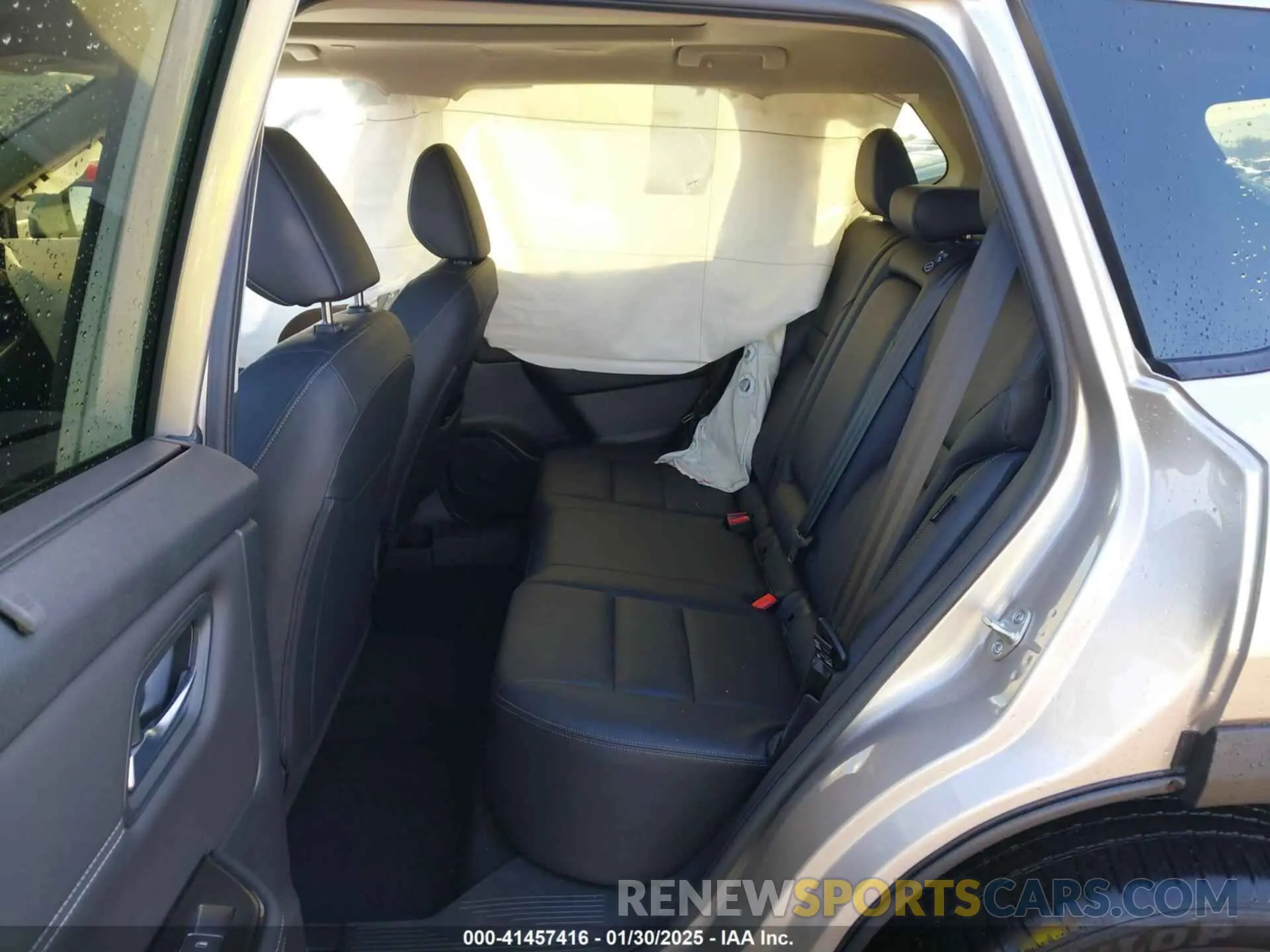 8 Photograph of a damaged car JN8BT3CB7RW440116 NISSAN ROGUE 2024