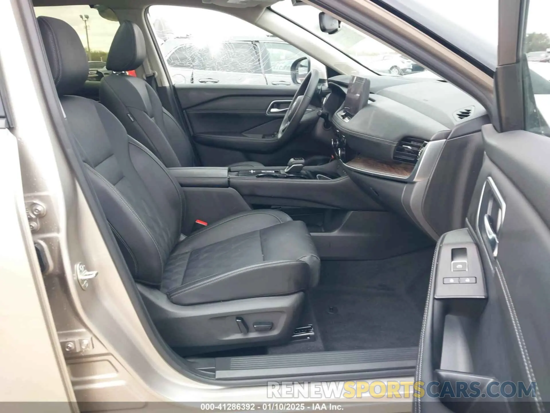 5 Photograph of a damaged car JN8BT3DC0RW381420 NISSAN ROGUE 2024